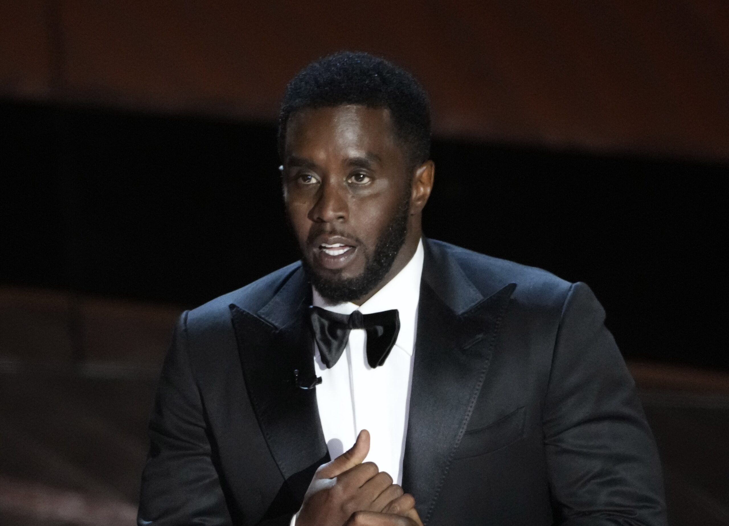 Diddy Reportedly Looks “Astonishingly Thinner” And “Grayer” In Court