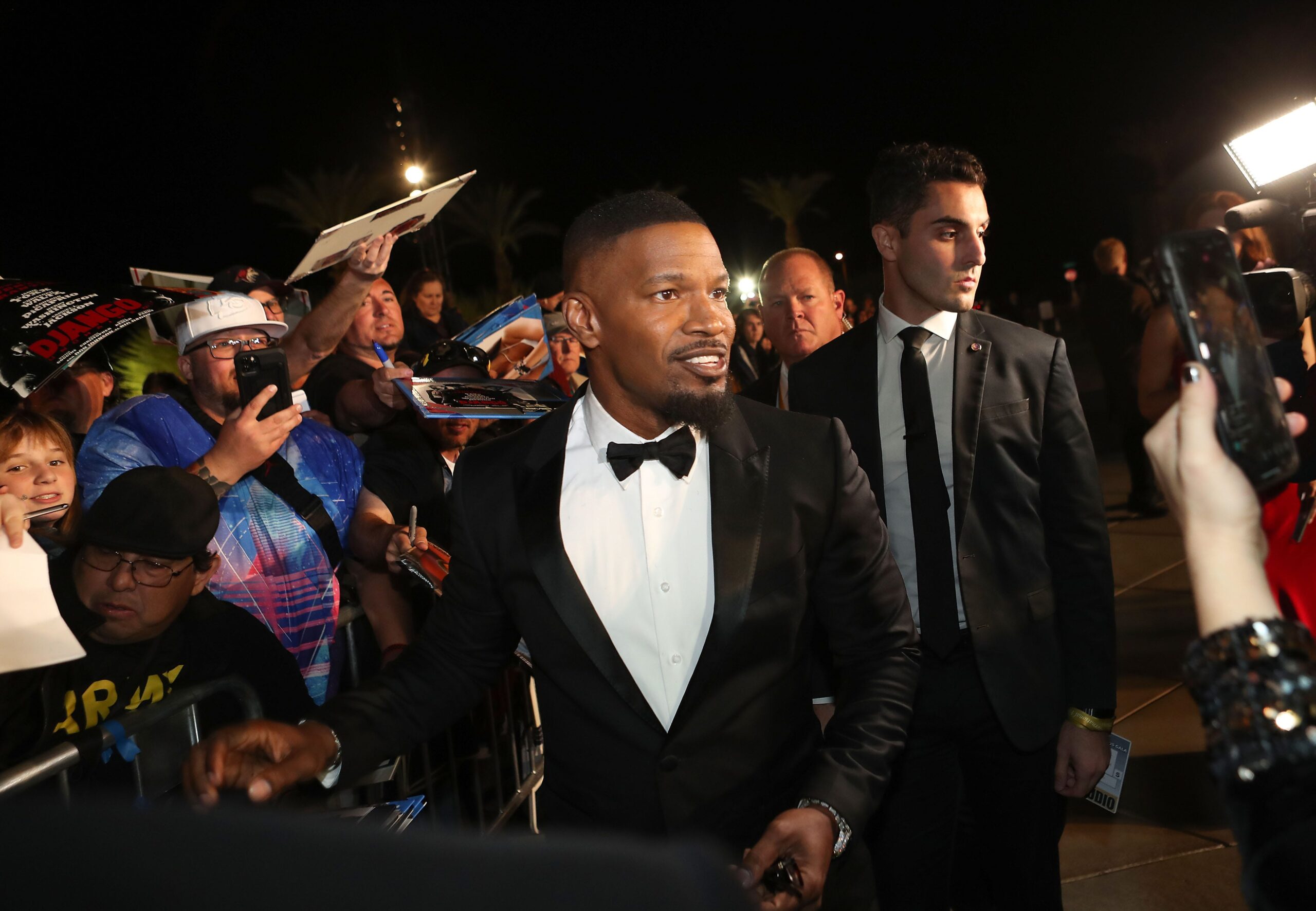 Jamie Foxx Near Death Experience Health Scare Netflix Special Entertainment News