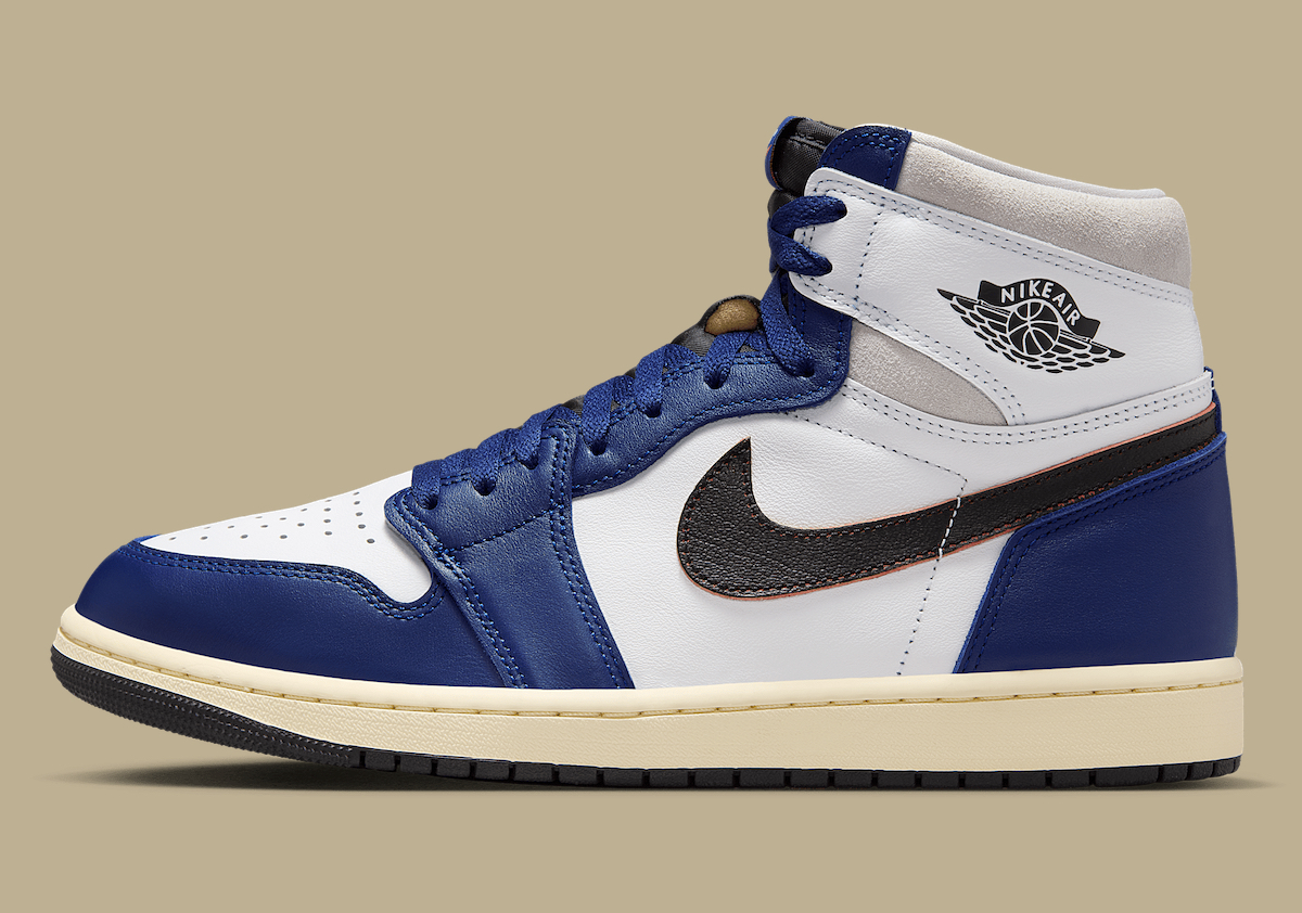 Air Jordan 1 High OG Rare Air