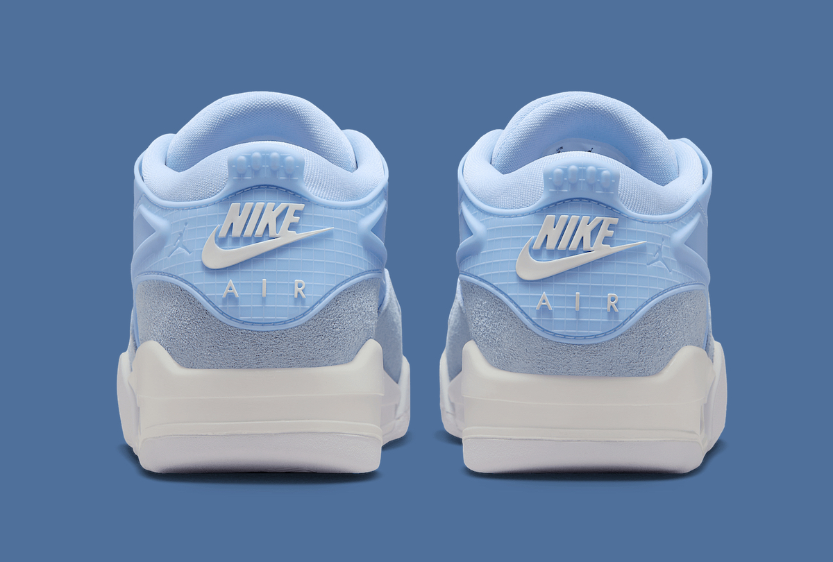 Air Jordan 4 RM