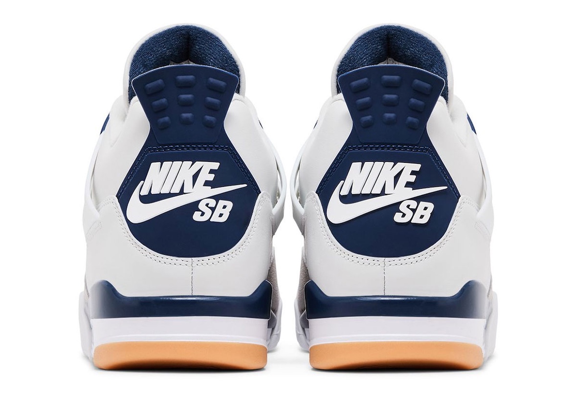 Nike SB x Air Jordan 4 "Navy"