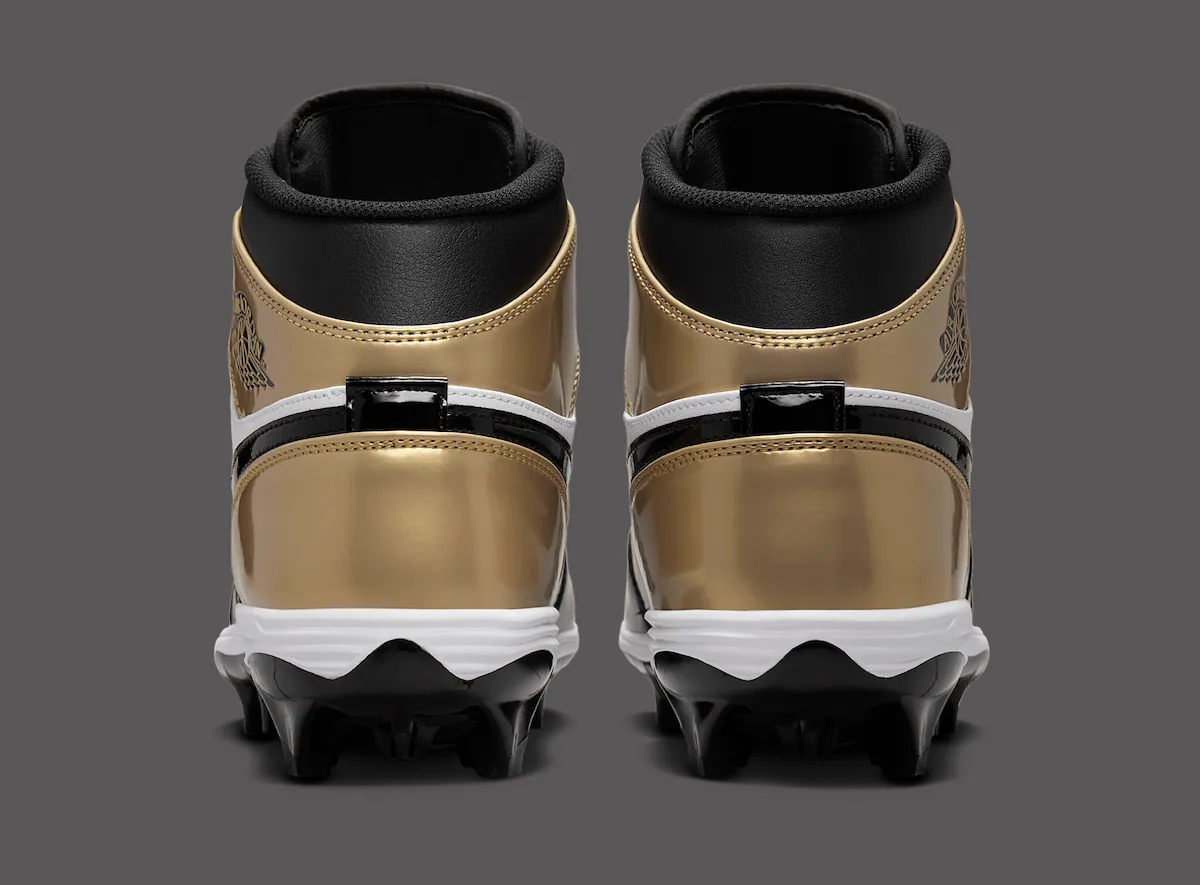 Air Jordan 1 Mid TD Cleat