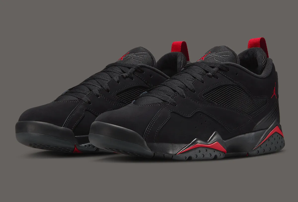 Air Jordan 7 RM