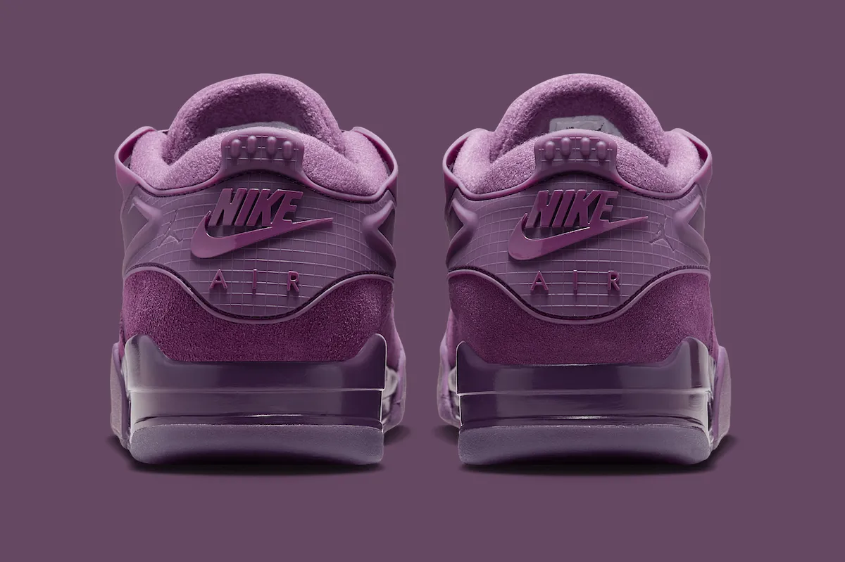 Air Jordan 4 RM