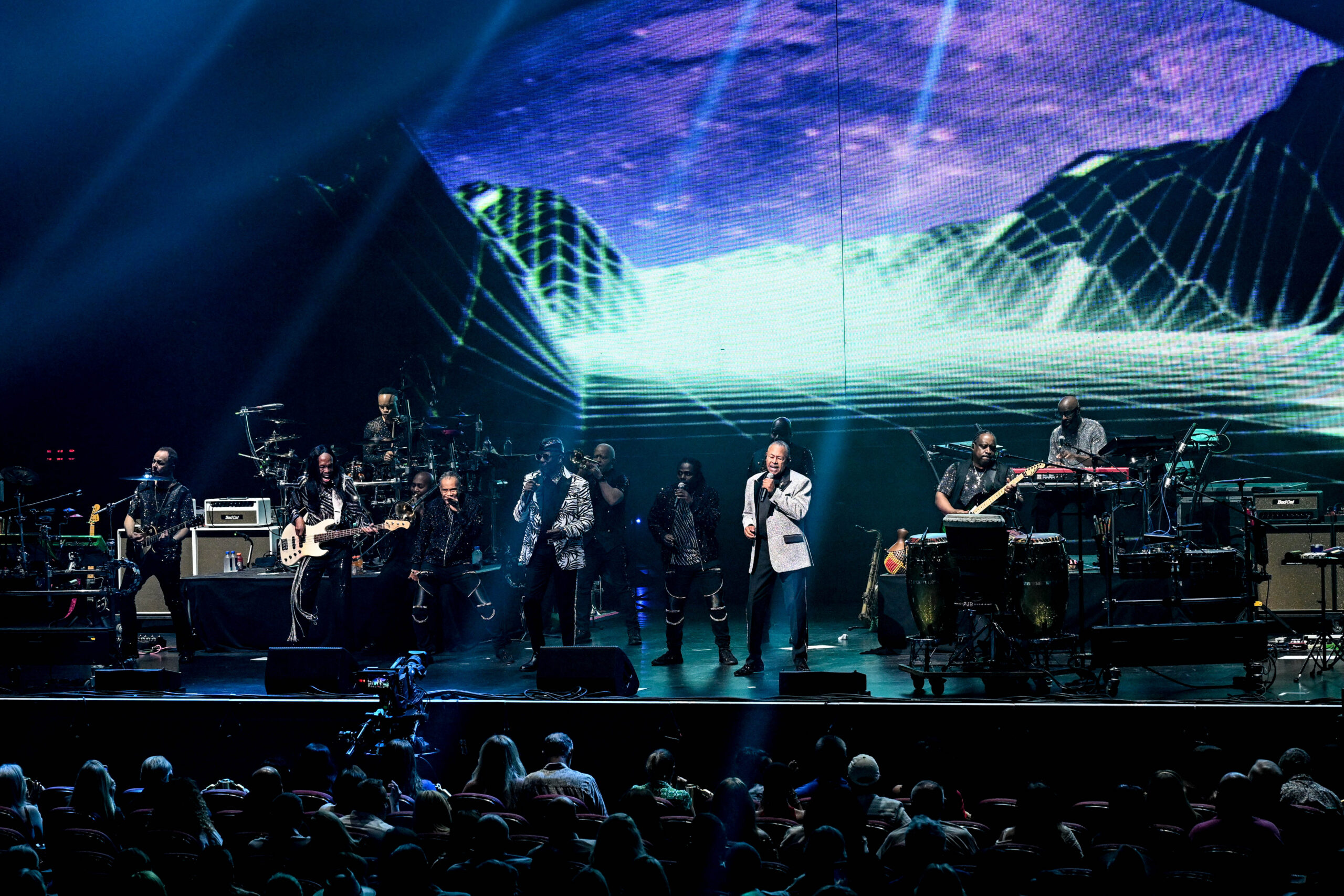 Earth, Wind & Fire