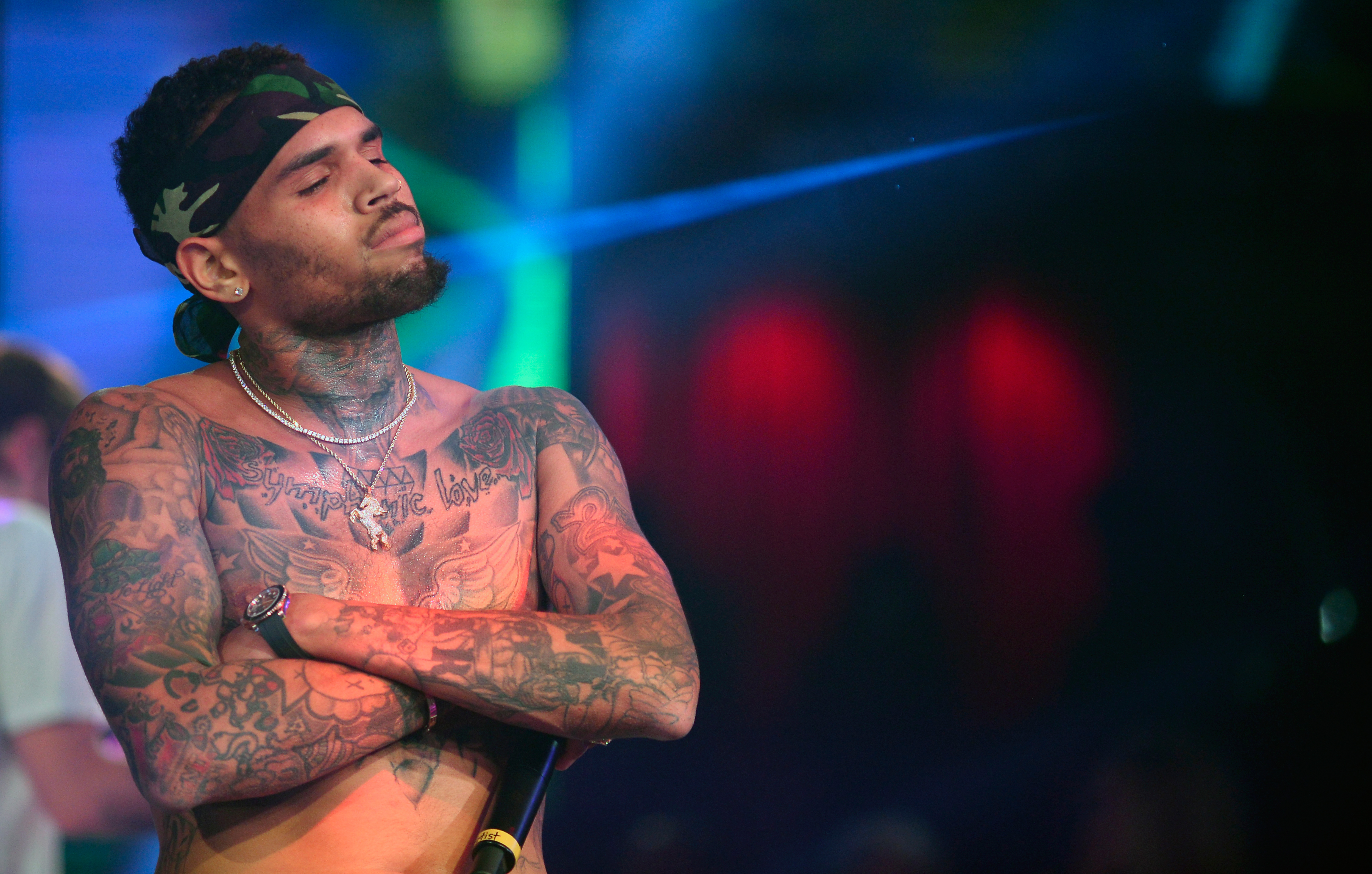 Chris Brown’s “Indigo” Deluxe Version Tracklist Features Tory Lanez & Davido