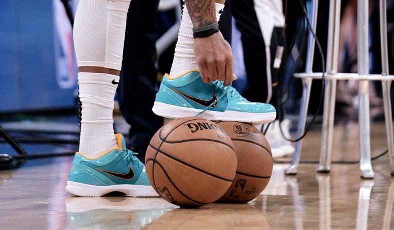 NBA sneakers of the night: DeMar DeRozan debuts new Kobe 1 and