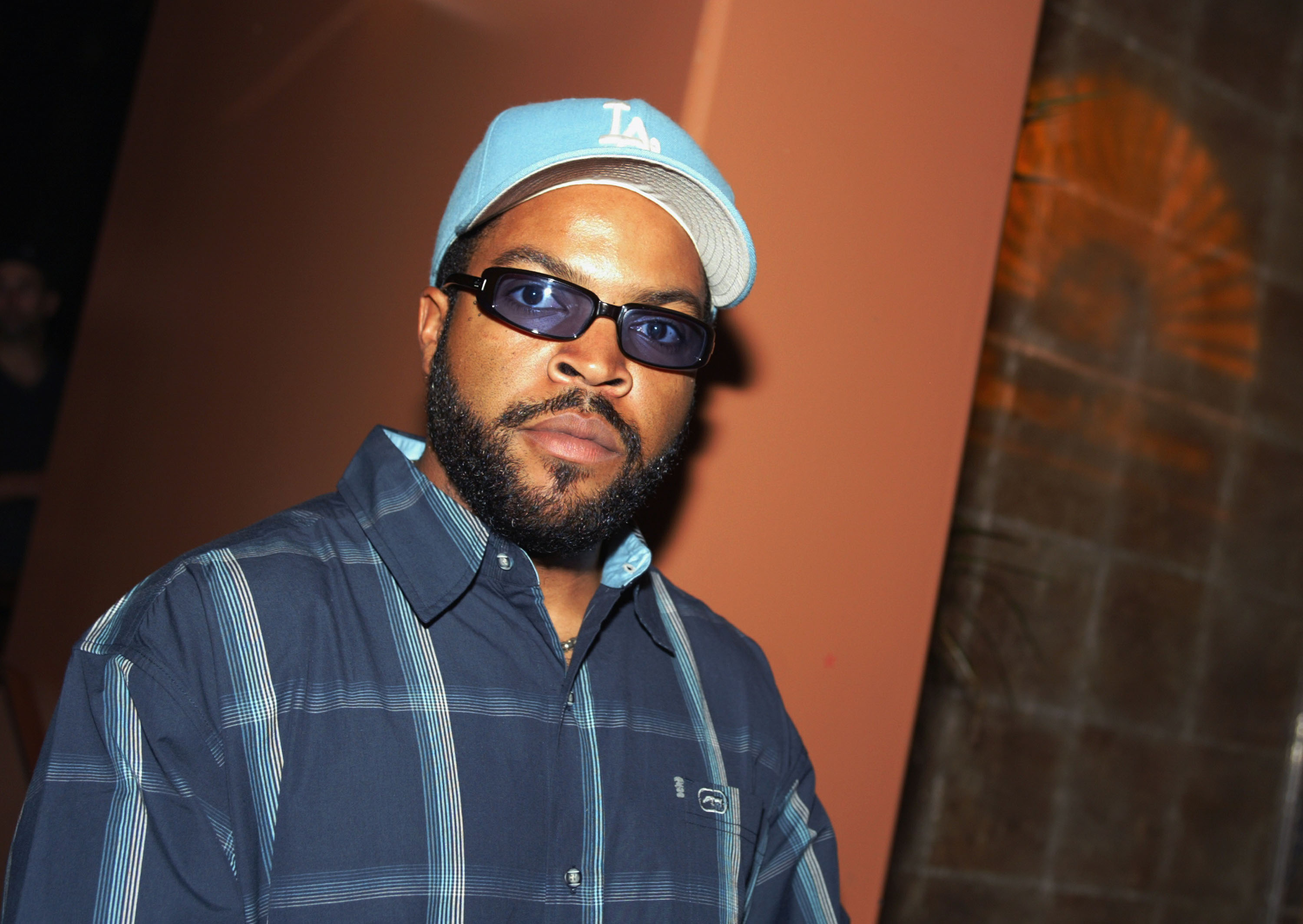 Ice Cube Talks ’90s East Vs West Tensions & Squashing Beef With Common