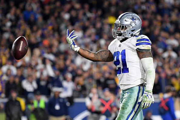 Ezekiel Elliott: Cowboys players react to his absence on plane to camp