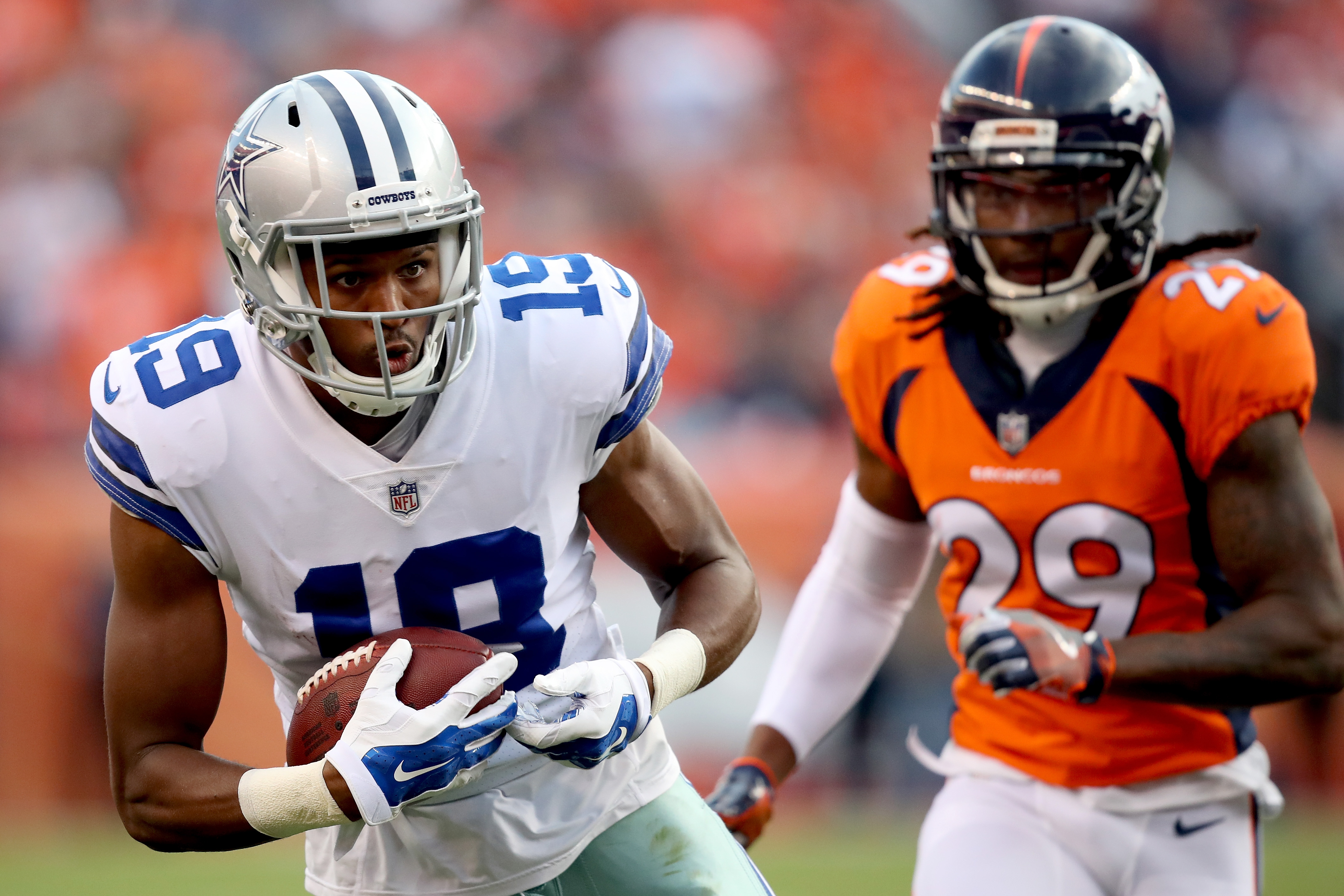 Broncos crush Cowboys 42-17