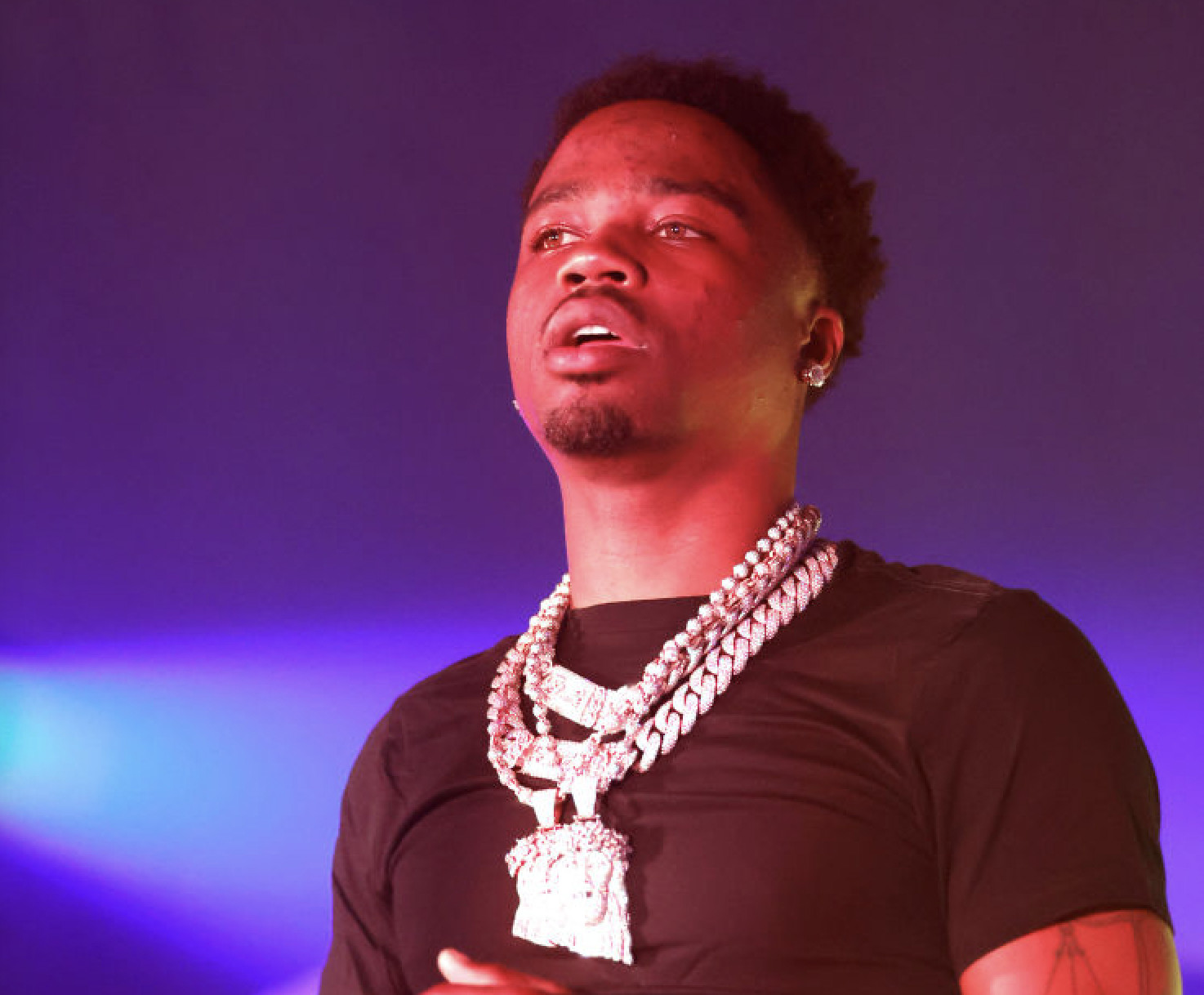 Roddy Ricch Kicks Fan For Interrupting His Performance Of 