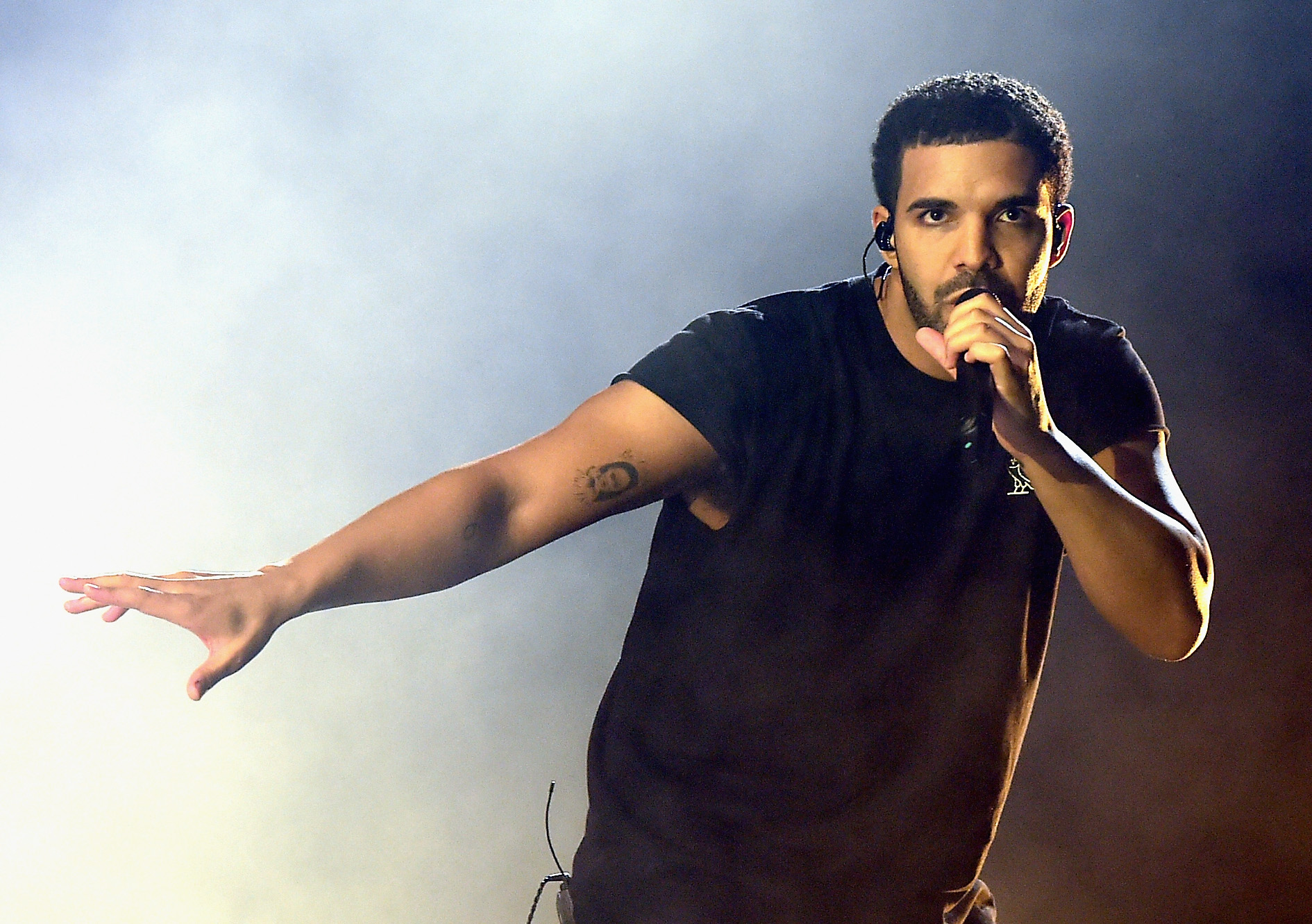 Drake Reveals He Was In The Hospital Last Week