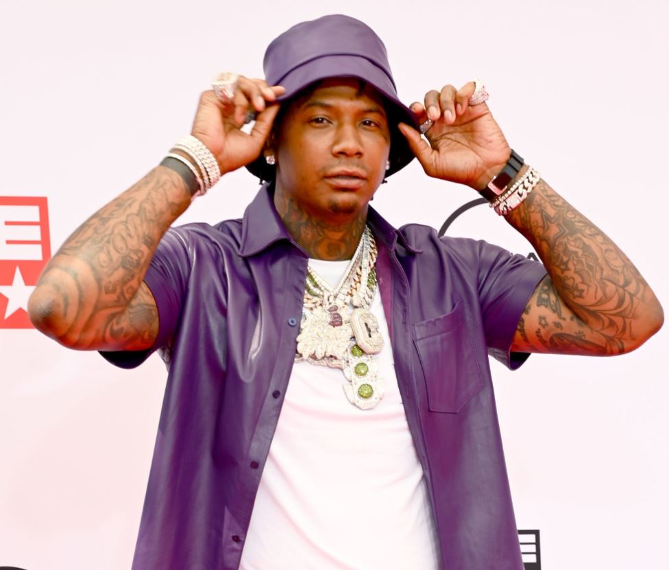 Moneybagg Yo Says He Stopped Drinking Lean After Accepting NLE Choppa's  Challenge
