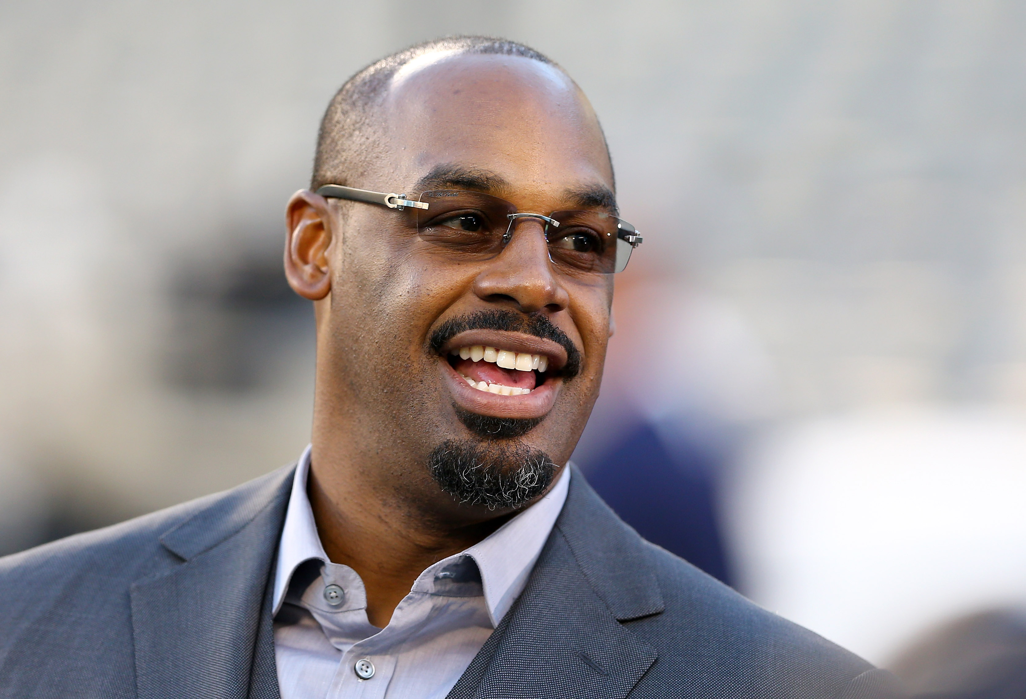 Donovan McNabb Helps Us Make Sense of His a) Wildly Successful, or b) Oddly  Disappointing NFL career