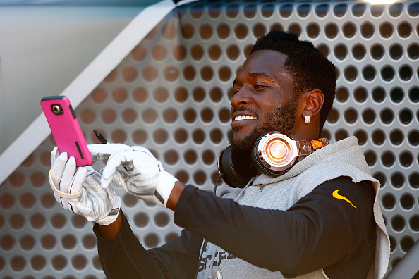 Antonio Brown is now asking his Twitter followers for the helmet