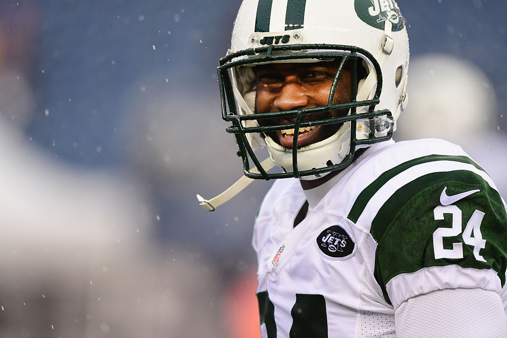 Cornerback Darrelle Revis announces his retirement from the NFL