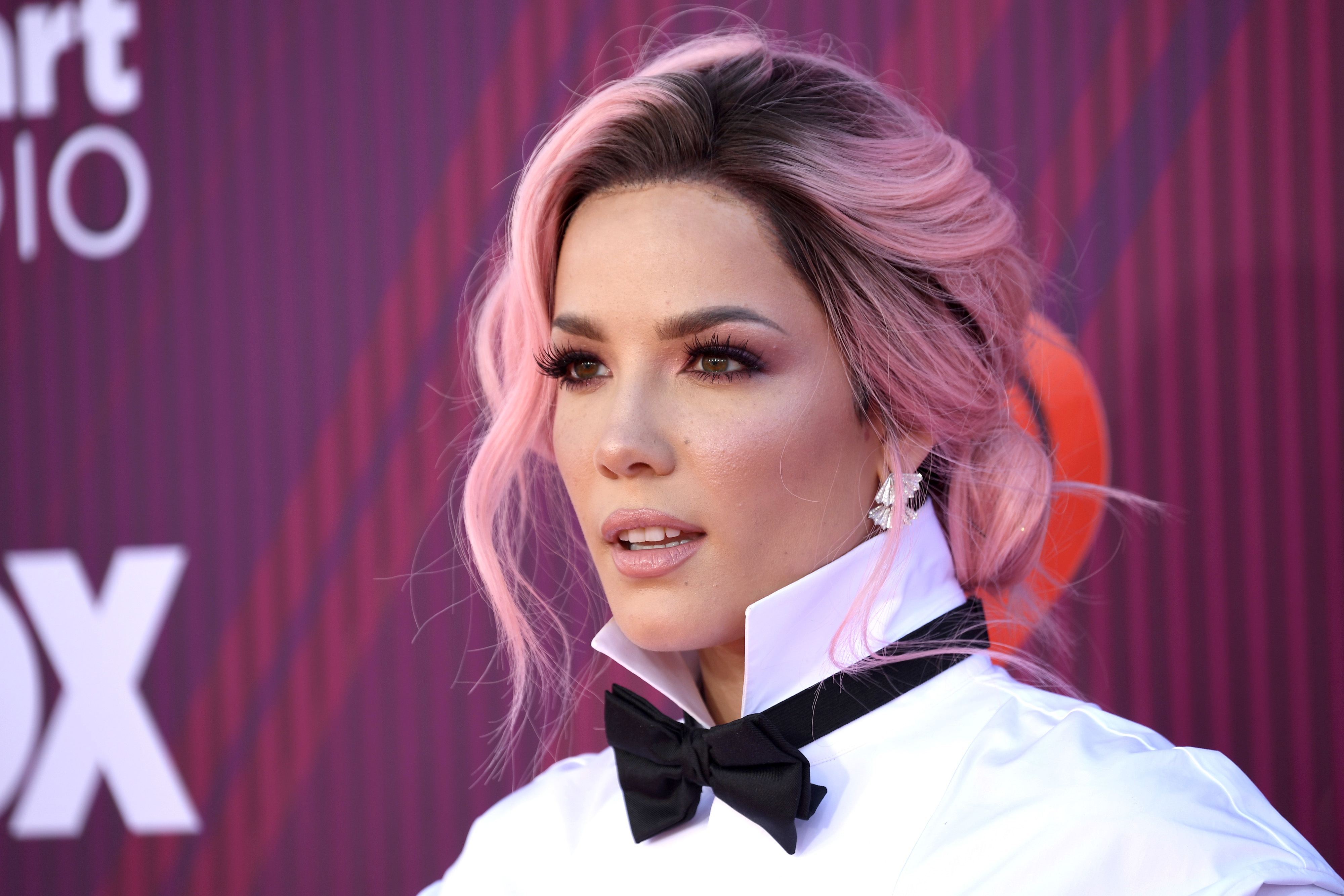 Halsey Reveals That She Almost Resorted To Sex Work As A Homeless Teenager 3627