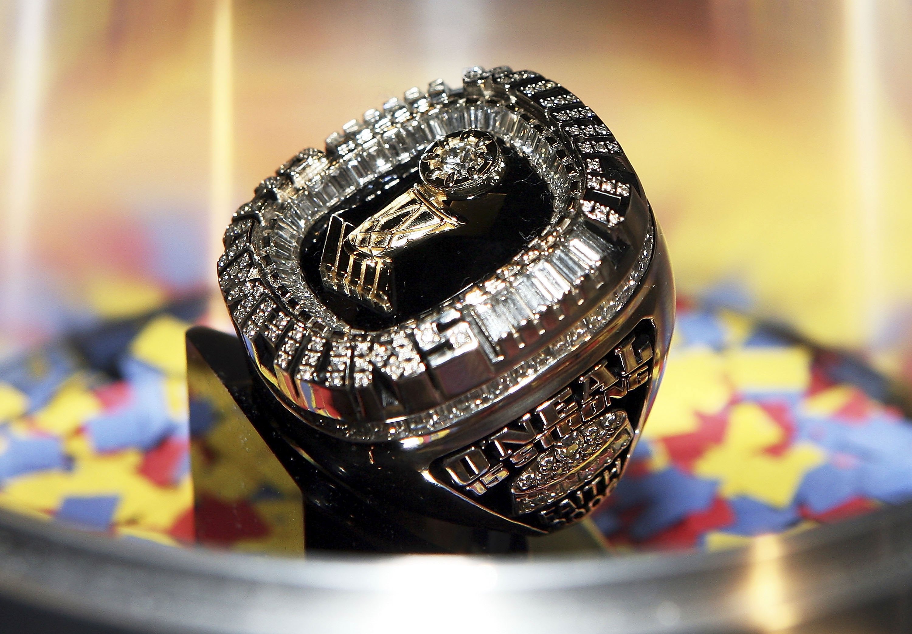 Counterfeit NBA championship rings seized at LAX airport