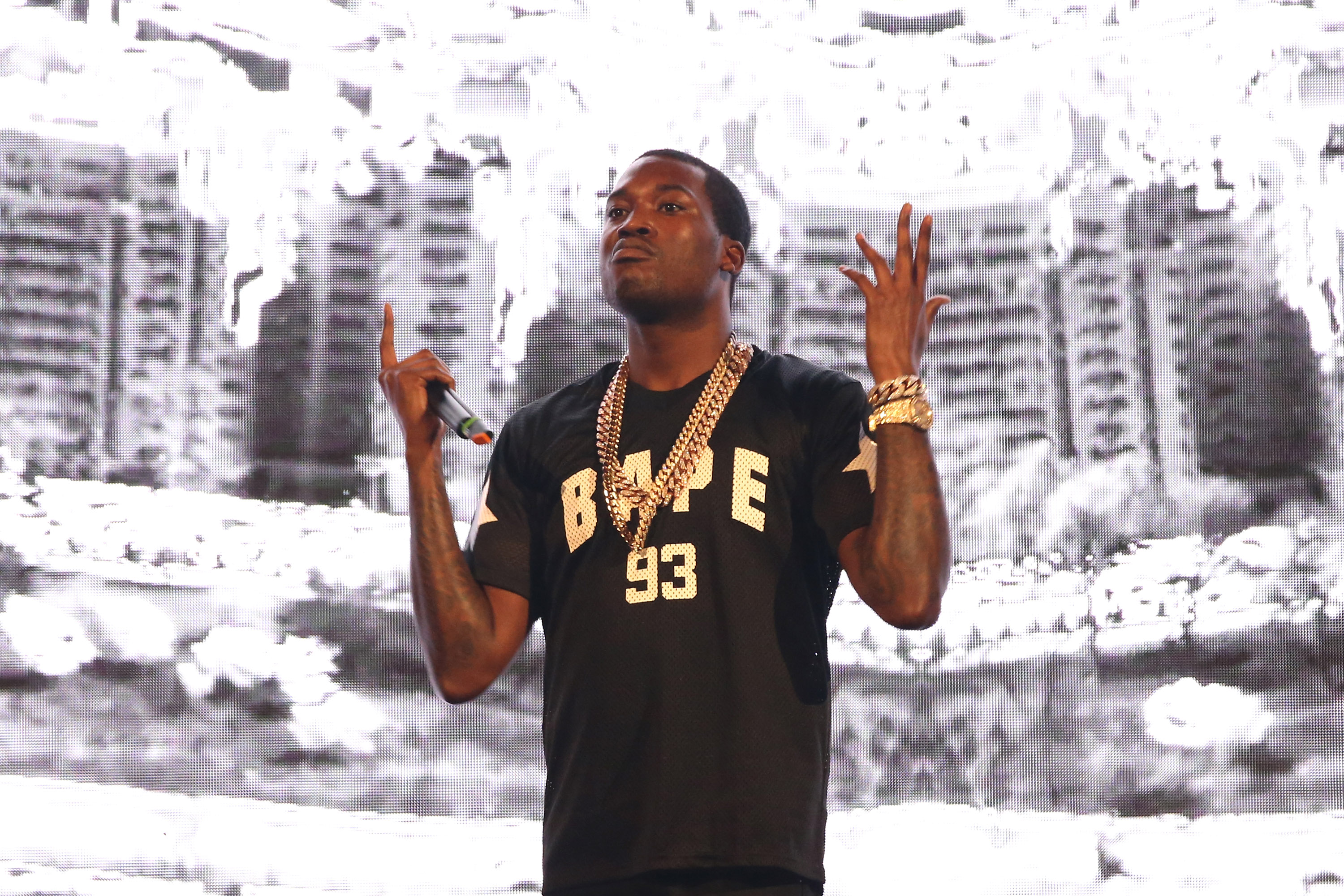 Meek Mill says Eagles' SB LII intro boosted his confidence in prison