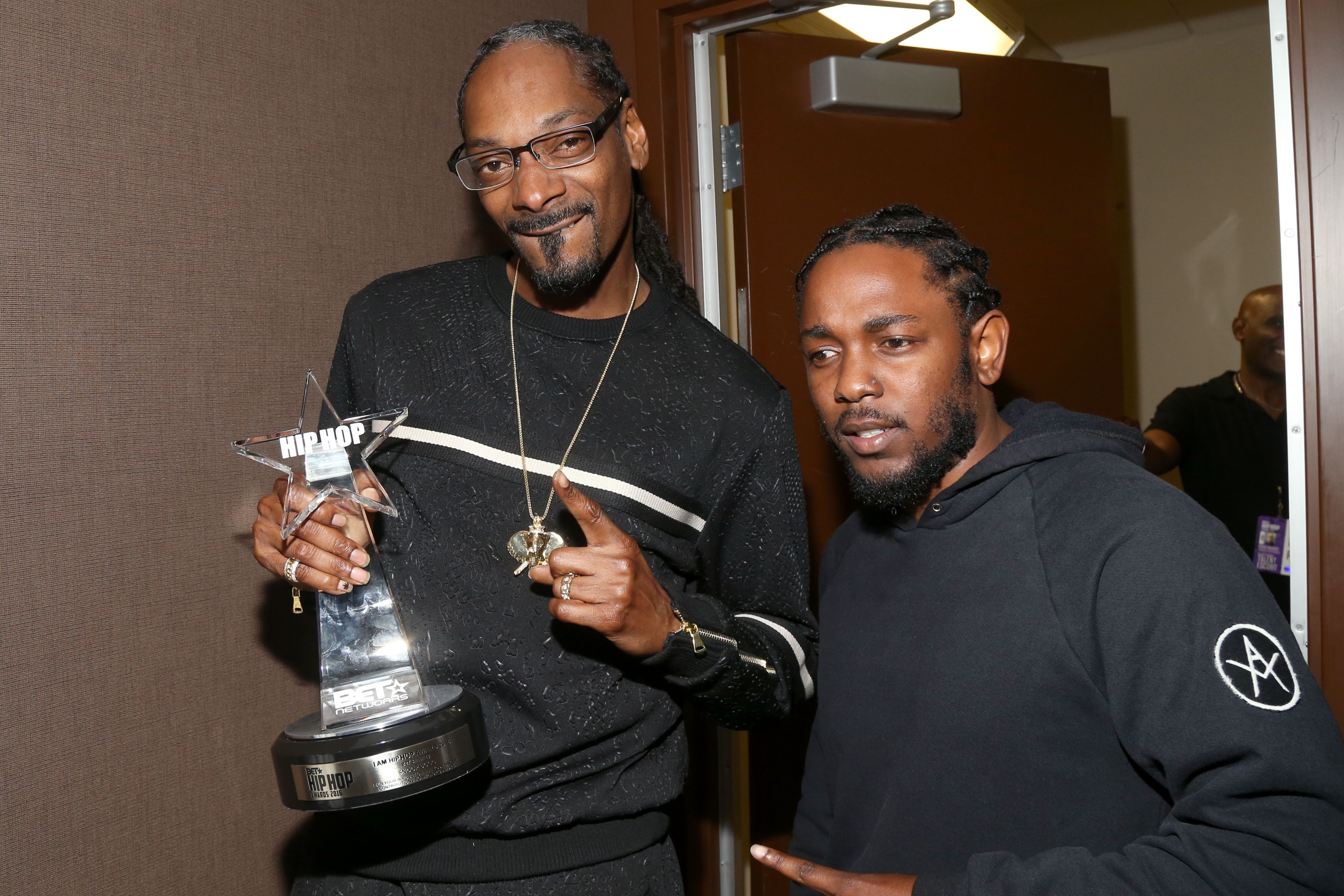 From Snoop Dogg to Kendrick Lamar, Top Fashion Moments from Super