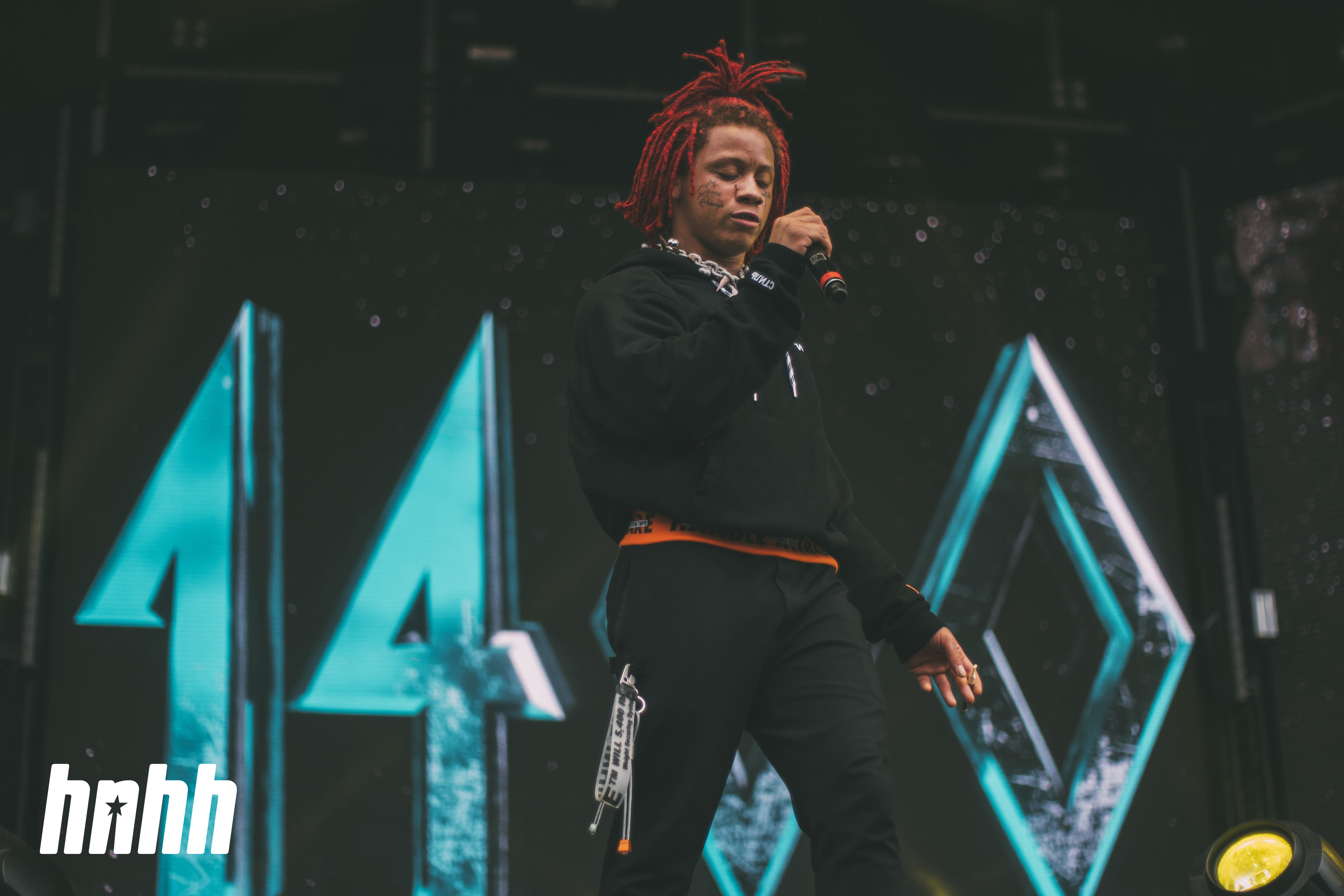 Trippie Redd Jams To Unreleased Music While Fully Nude In The Shower