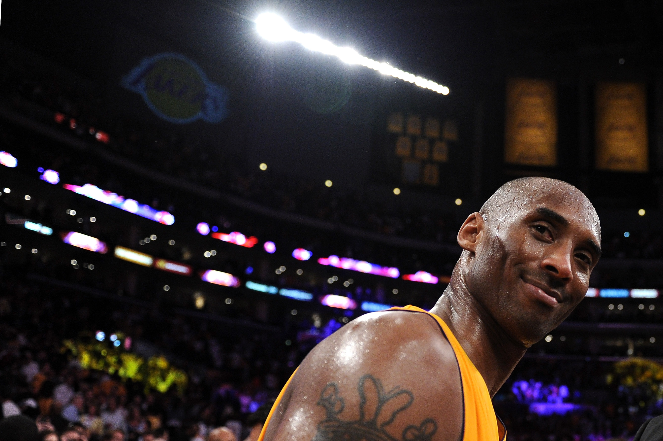 Philadelphia 76ers should retire Kobe Bryant's number