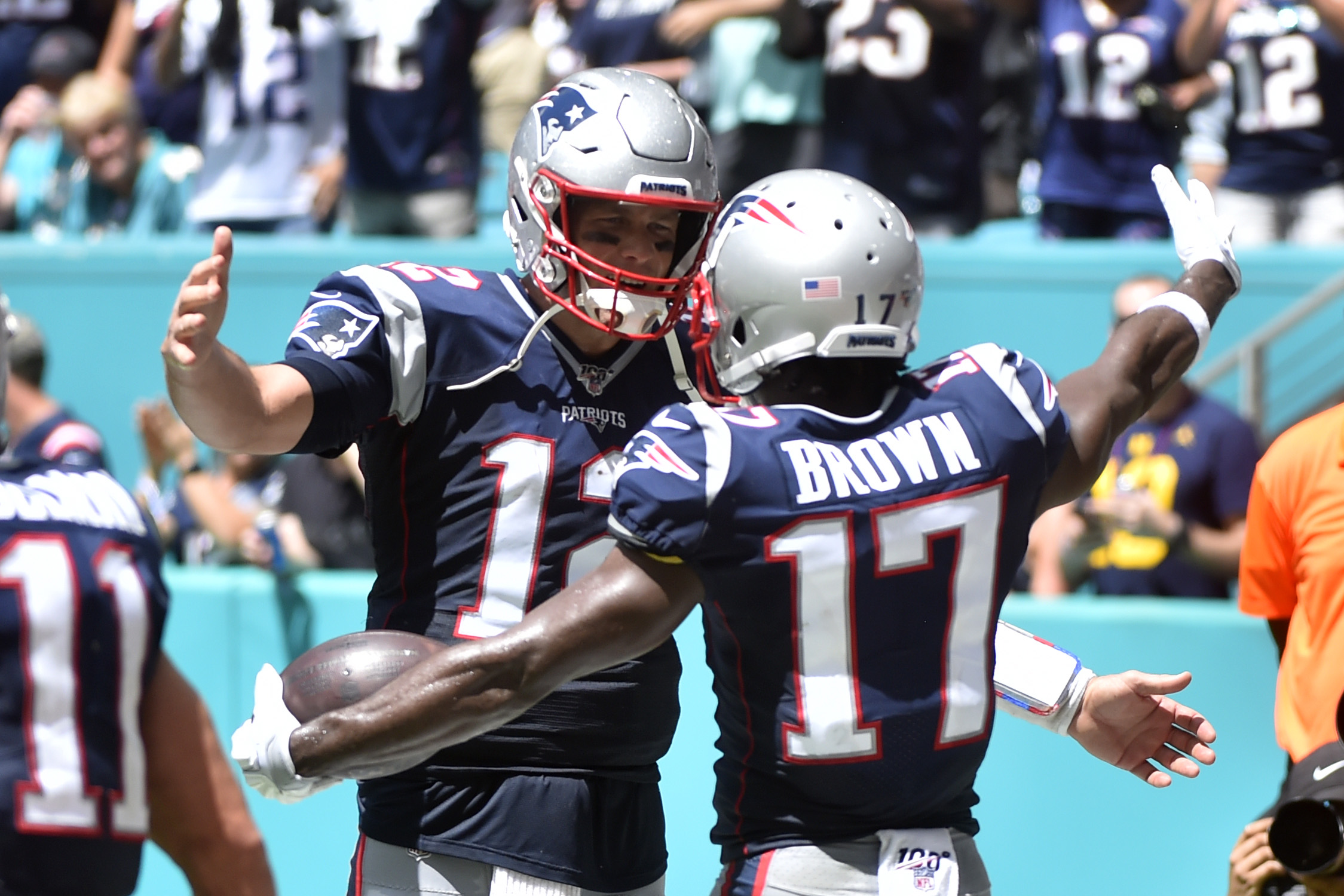 NFL Rumors: Antonio Brown, Tom Brady Reunion In Tampa? - video