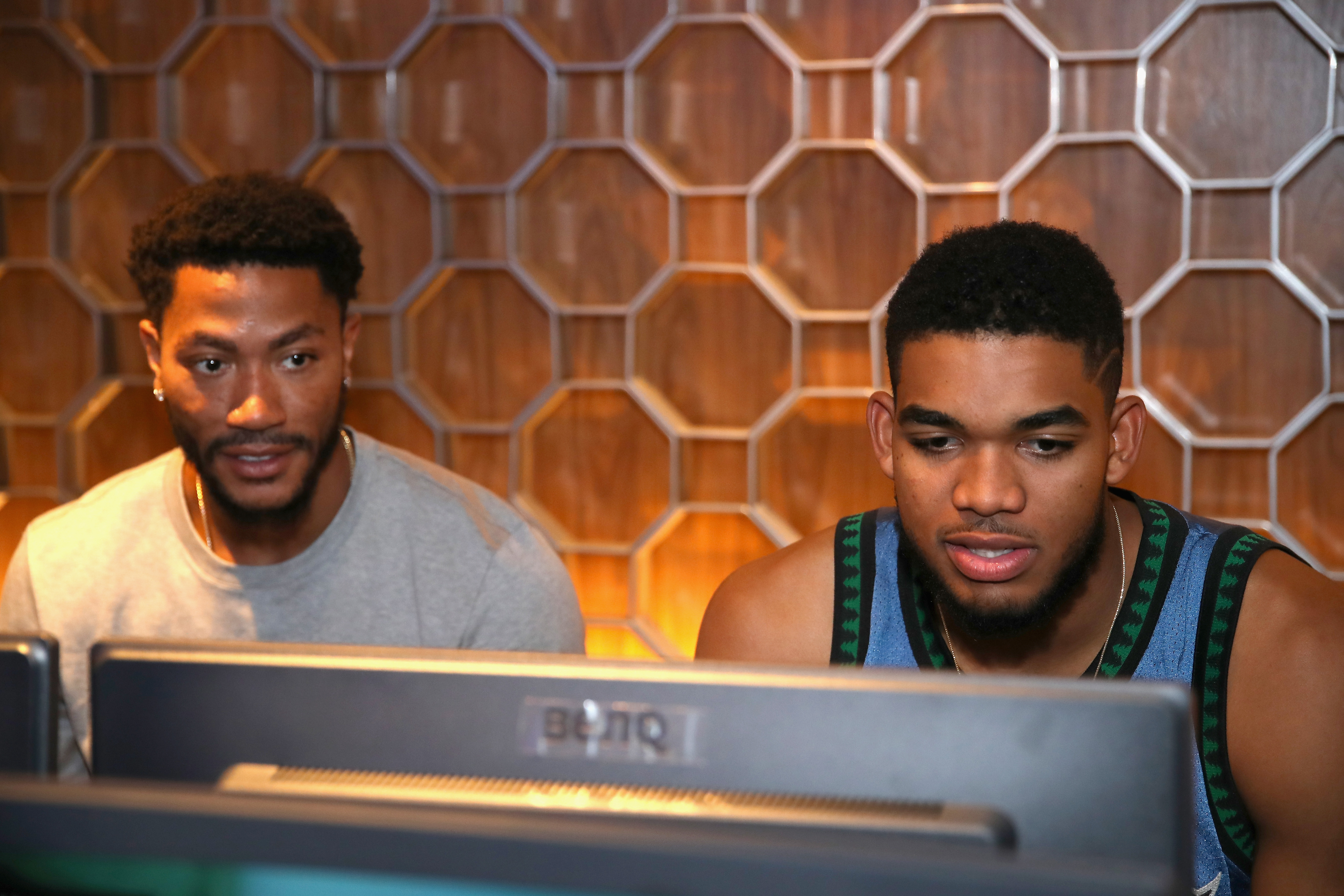 Derrick Rose Helped Karl-Anthony Towns Cope With The Jimmy Butler Saga