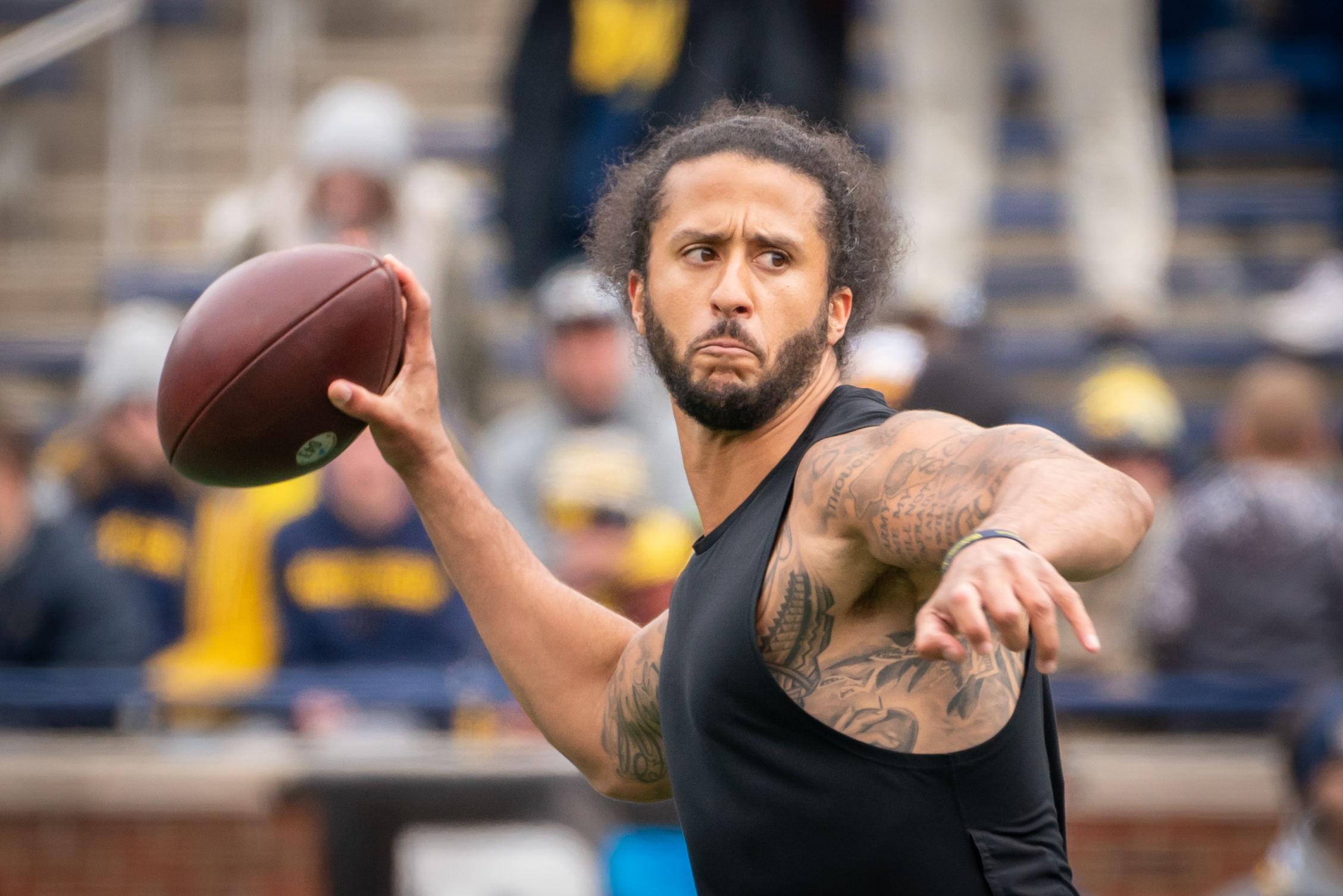 Colin Kaepernick Working Out For Raiders: NFL World Reacts - The