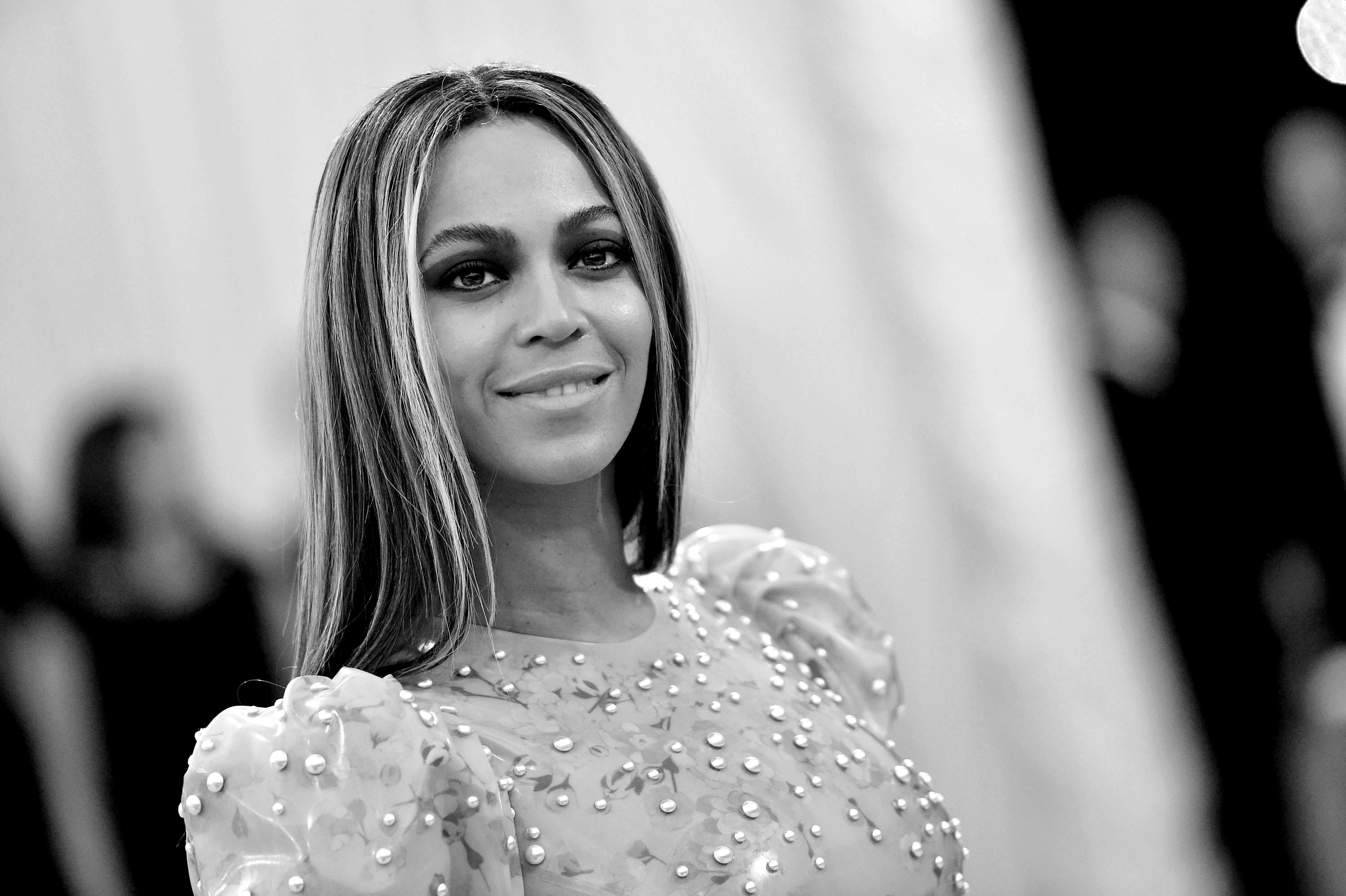 Jay Z Hints That Beyoncé Is Pregnant Again