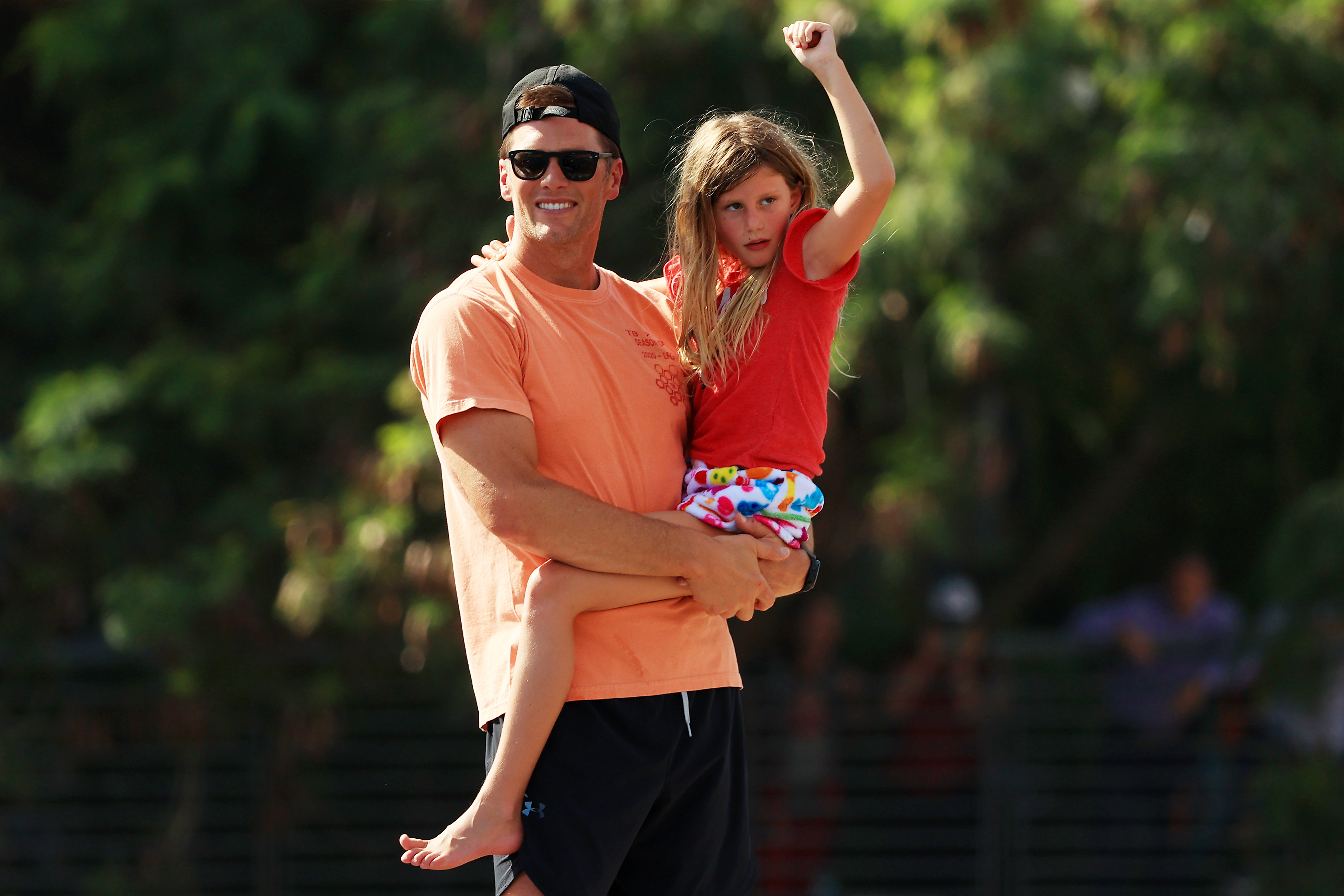 Tom Brady Tells Matt Stafford To Drink Water At Rams Parade