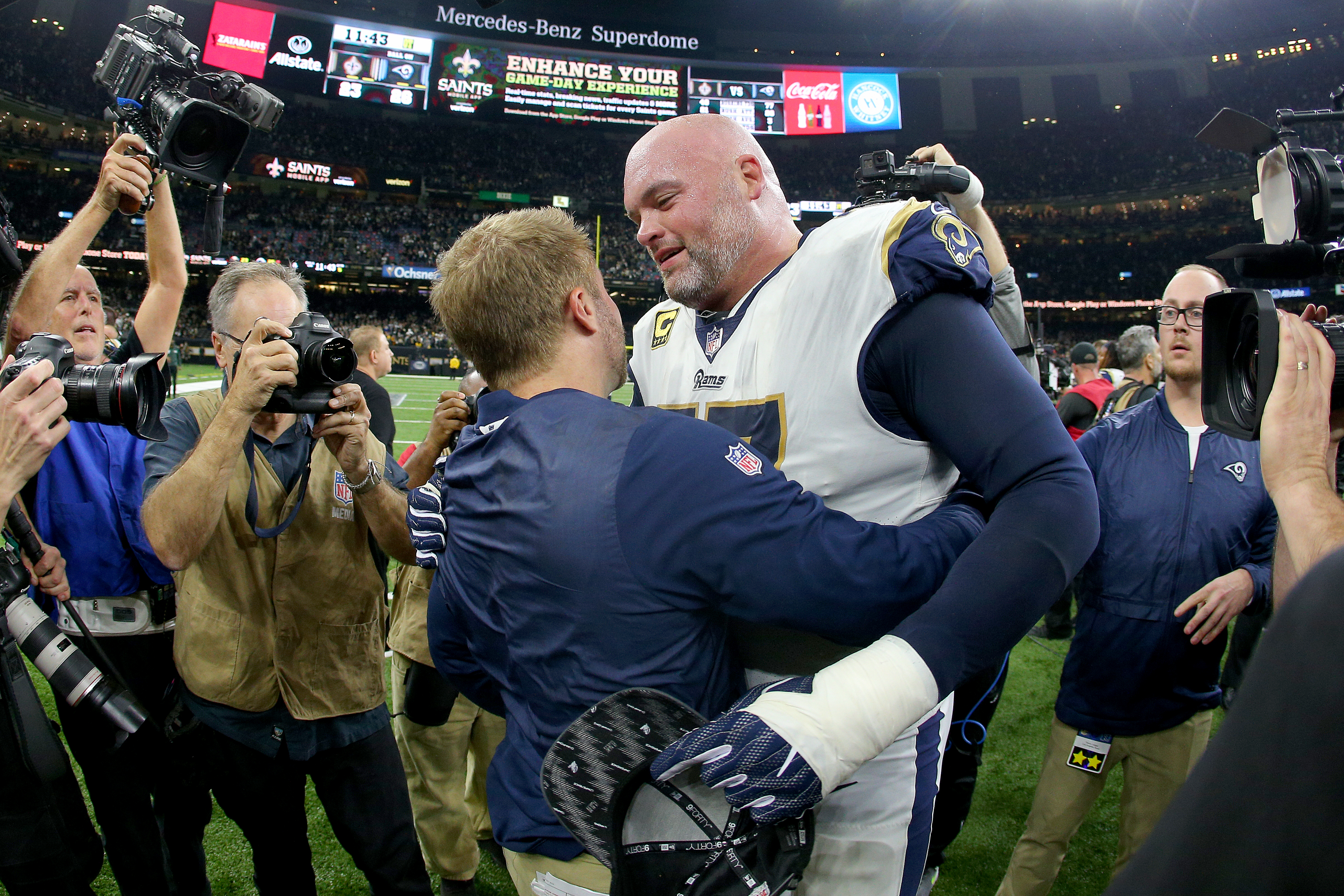 Rams' Andrew Whitworth's wife issues ticket plea