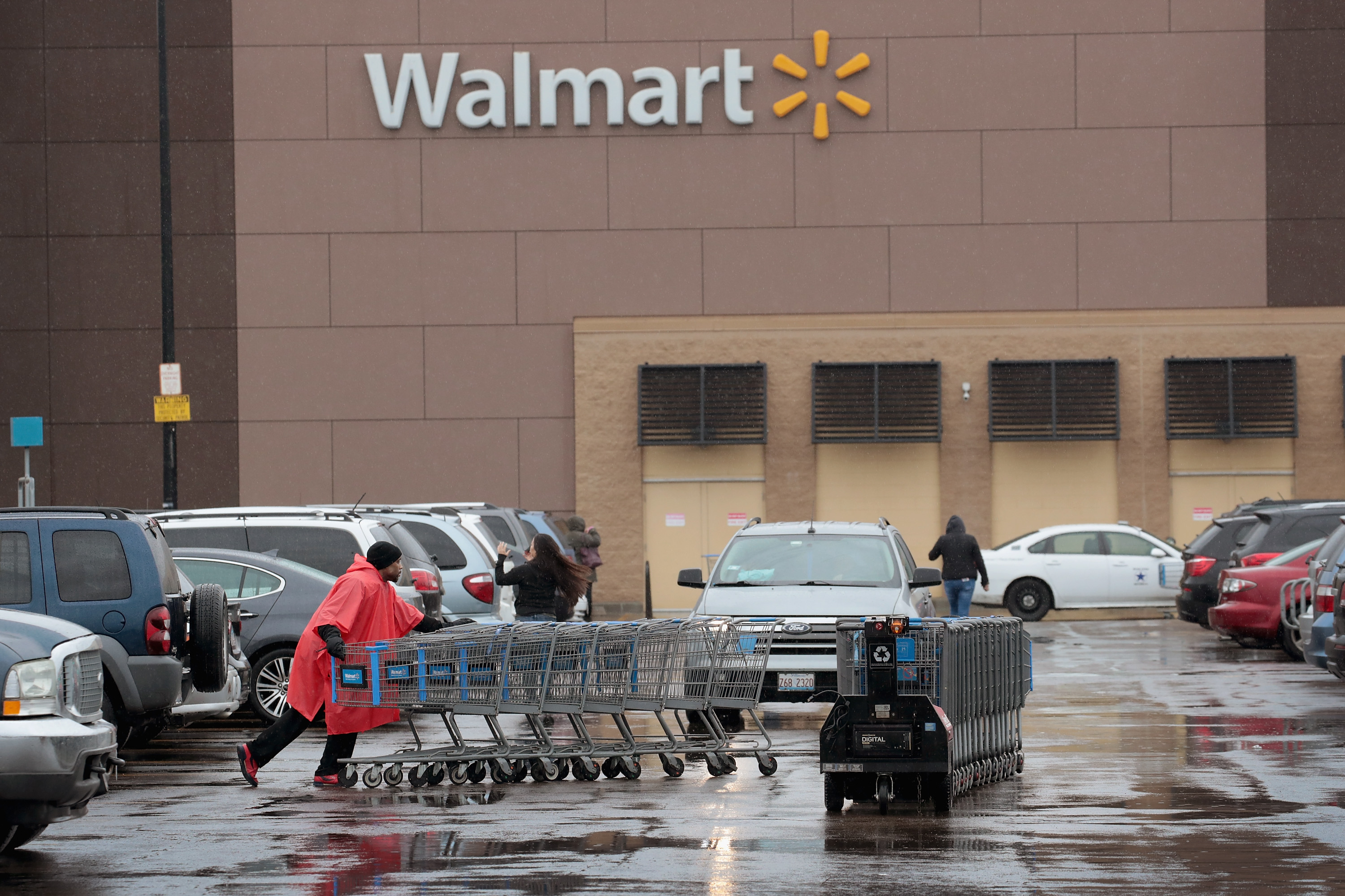 Child Sees Explicit Image At Walmart Parking Lot - 70382f8
