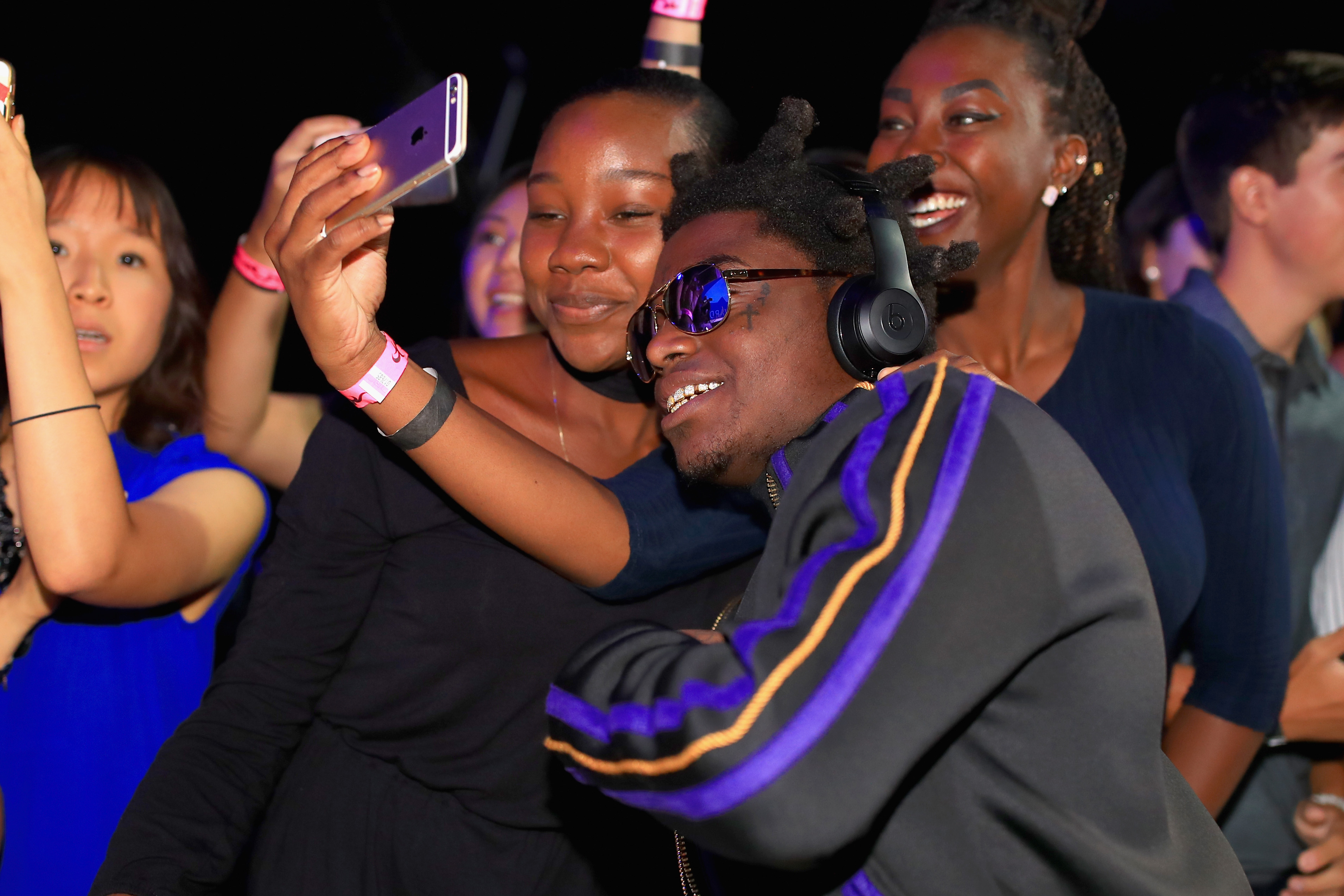 Kodak Black Wants Polygamist Relationship With Two Girlfriends Under