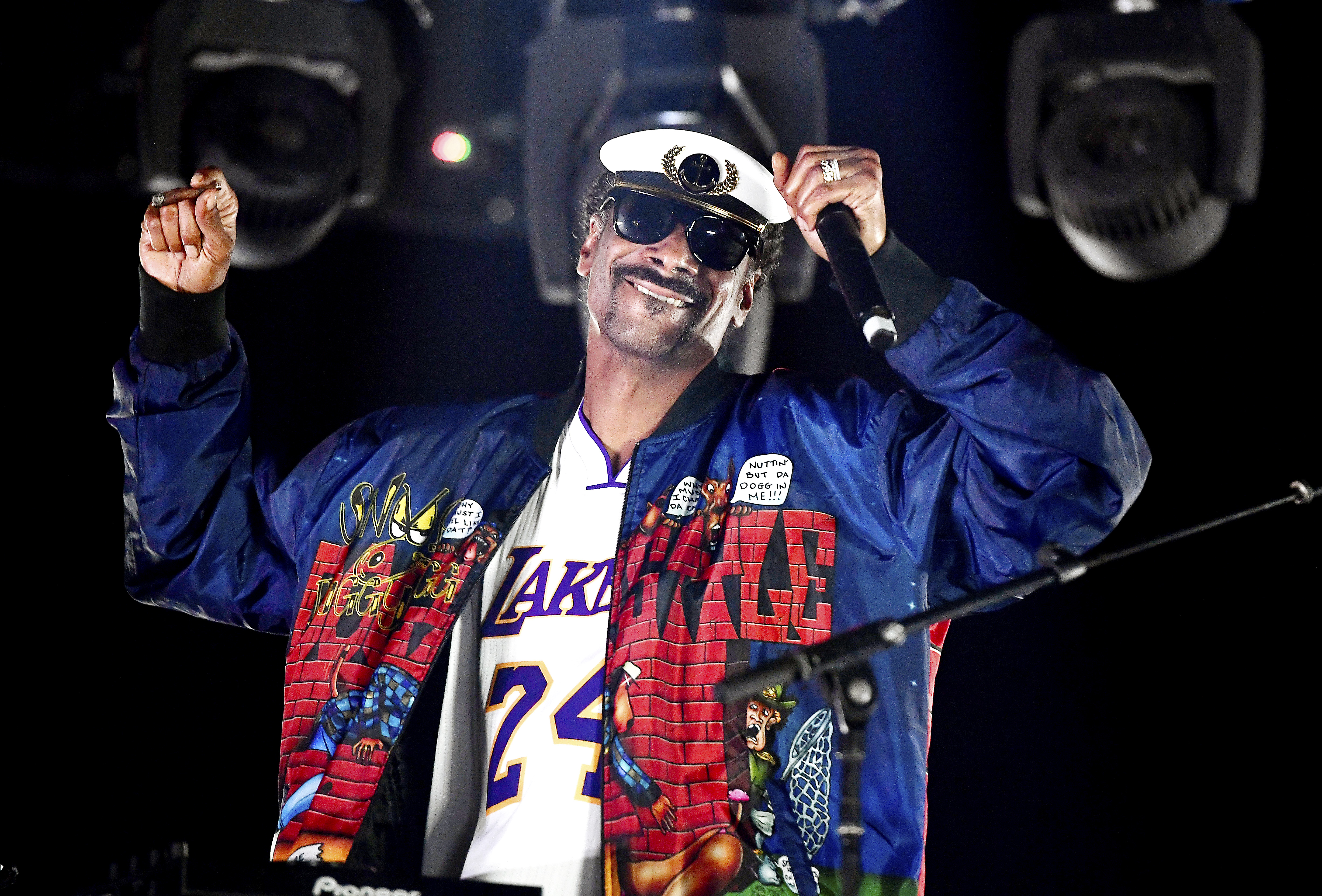 Snoop Dogg Is Confident He'll Get Tupac's Masters Back on Death