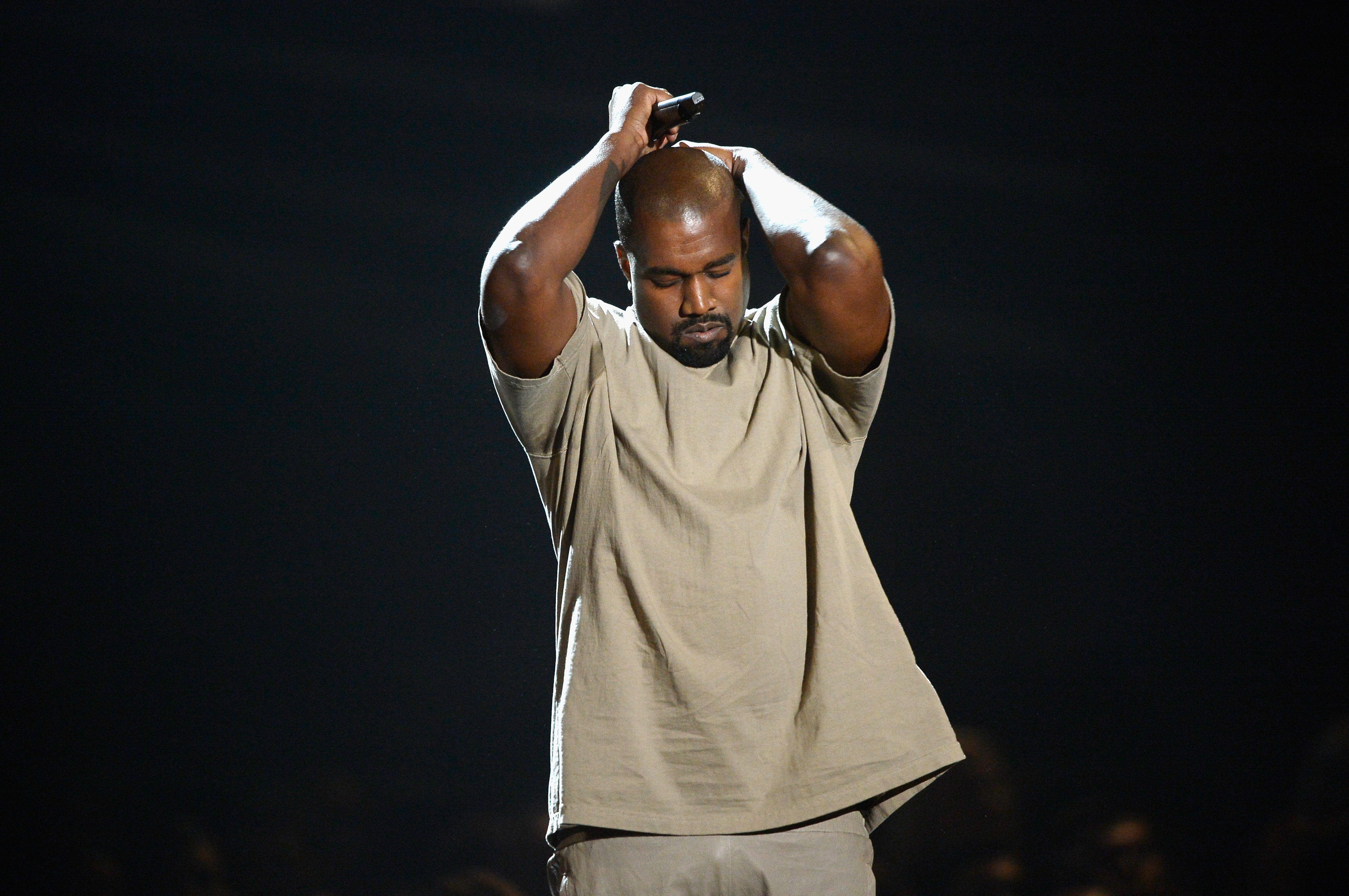 Kanye West Gives GAP Executives An Ultimatum