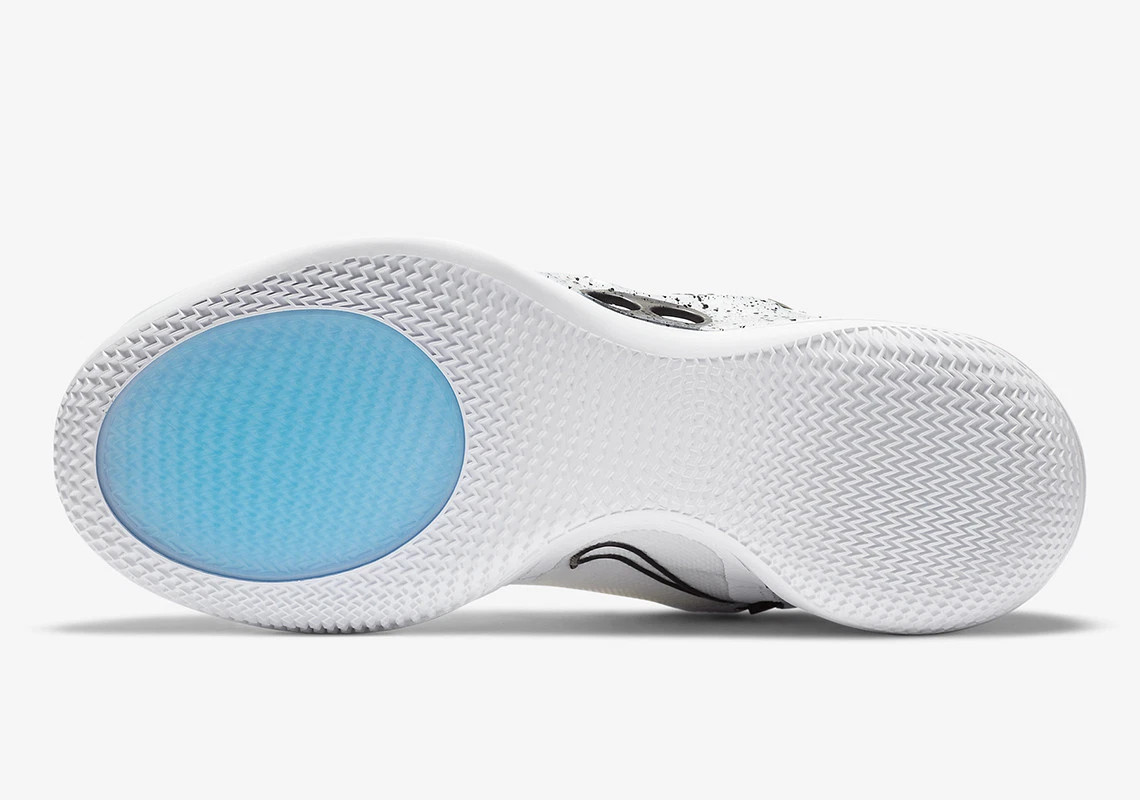 Nike Adapt BB 2.0 Receives “Oreo” Colorway: Photos