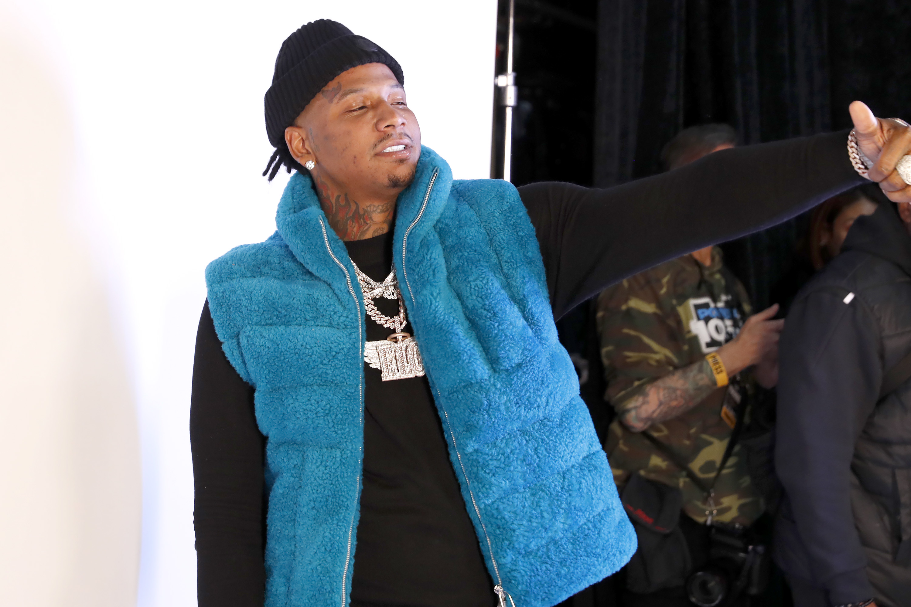 Moneybagg Pays 26,000 for A Louis Vuitton Coat 