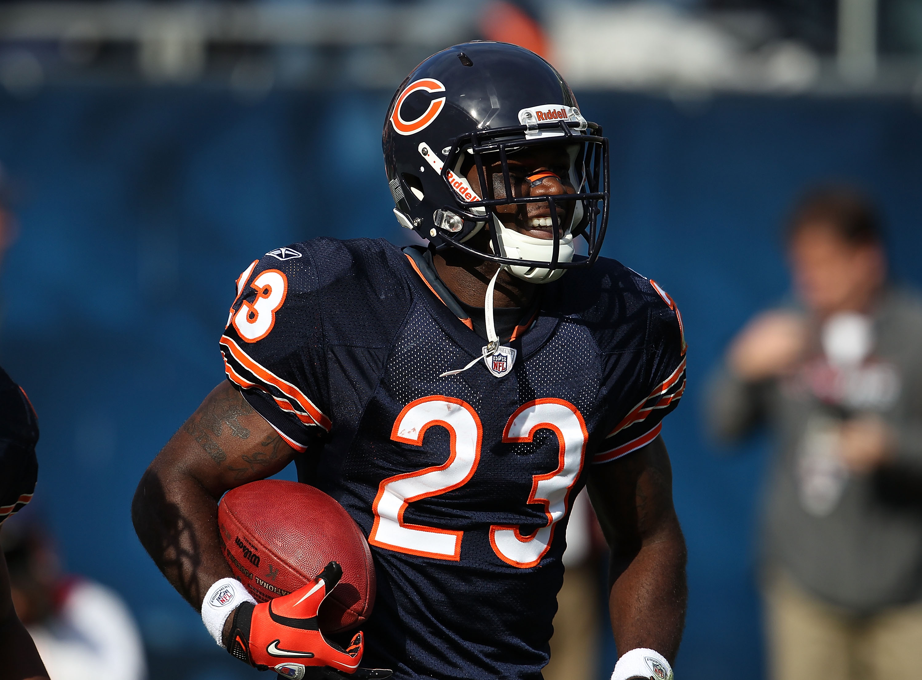 Devin Hester Announces Retirement