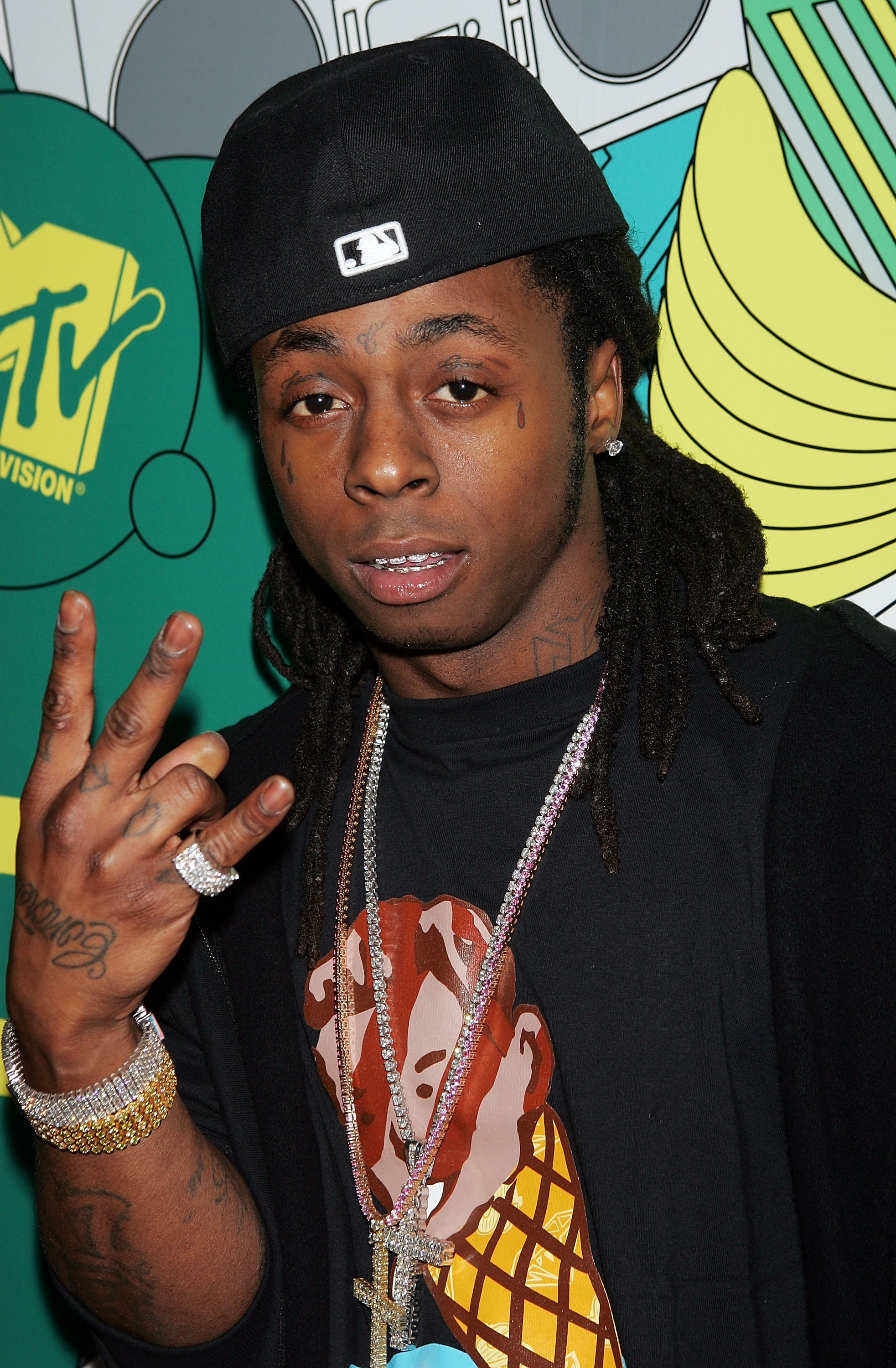 Lil Wayne Could Serve More Jail Time for MP3 Player