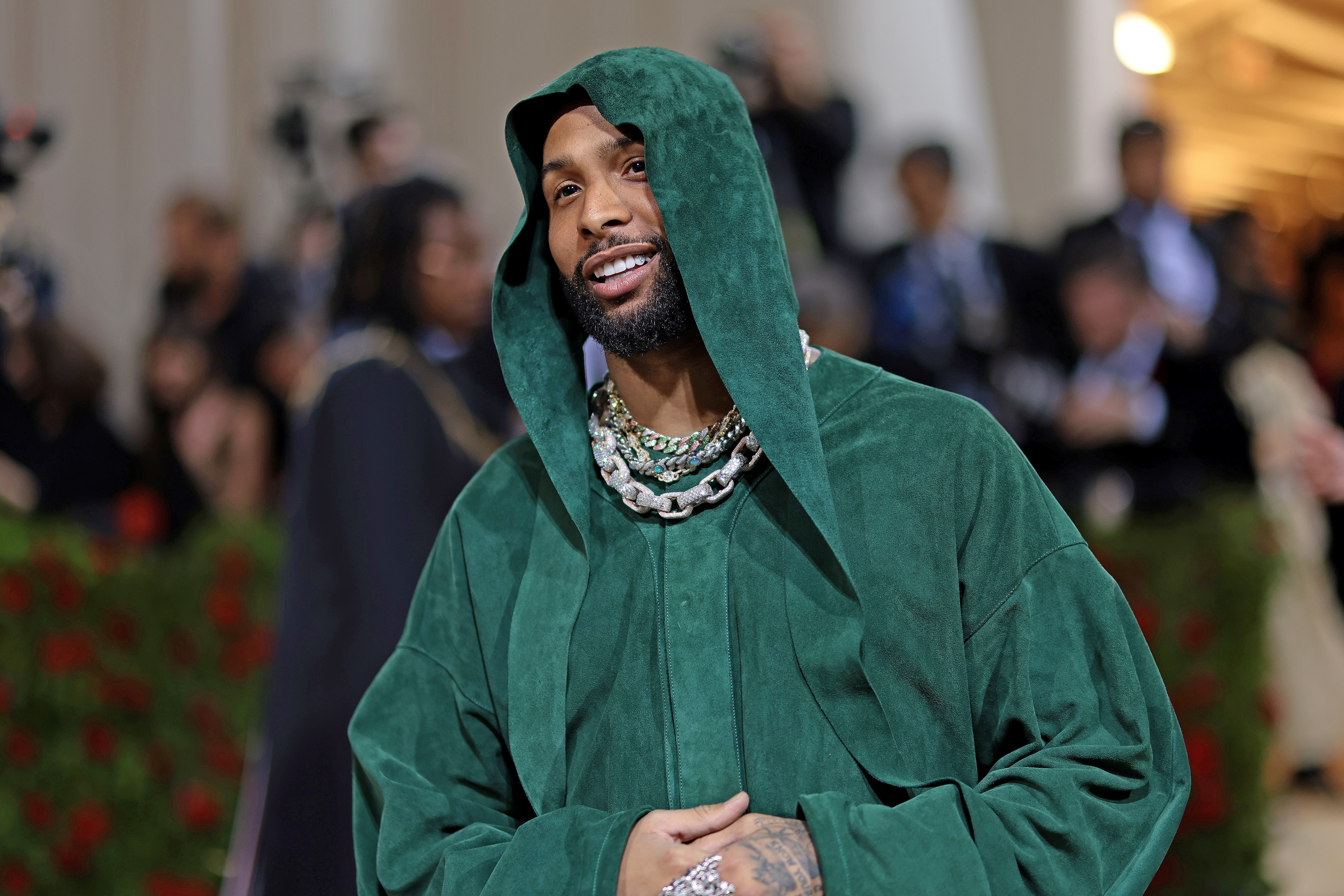 Odell Beckham Jr. chooses interesting Met Gala outfit, sparks social media  frenzy