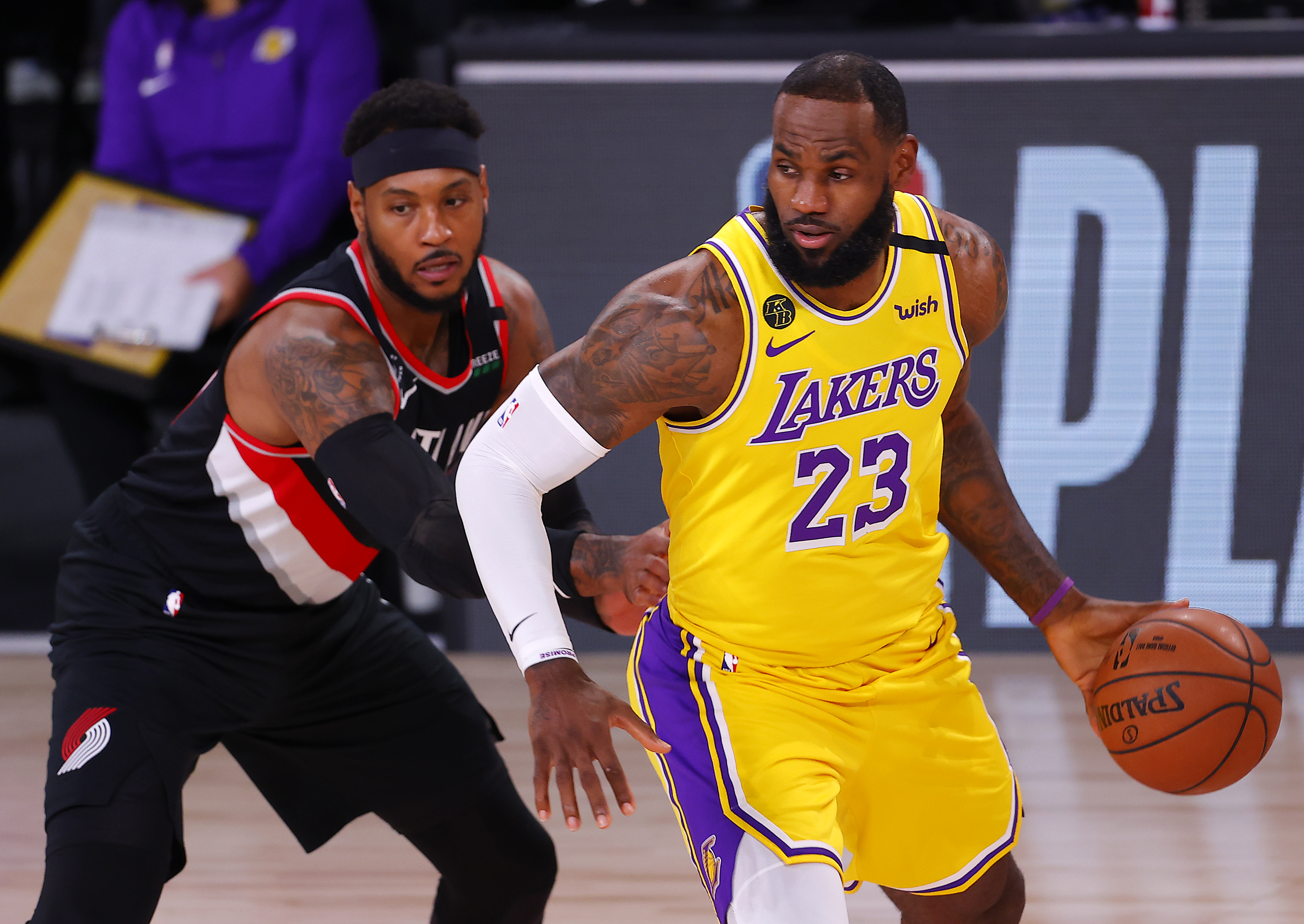 Carmelo Anthony Joins LeBron James & The Lakers: Twitter Reacts