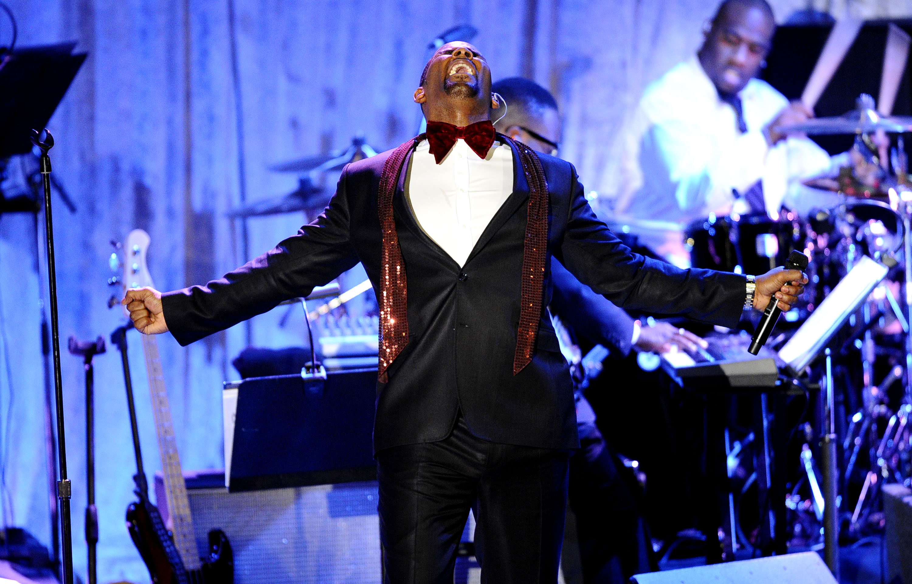 R. Kelly Faces Imminent Jail Time If He Doesn’t Post $160k In Child Support