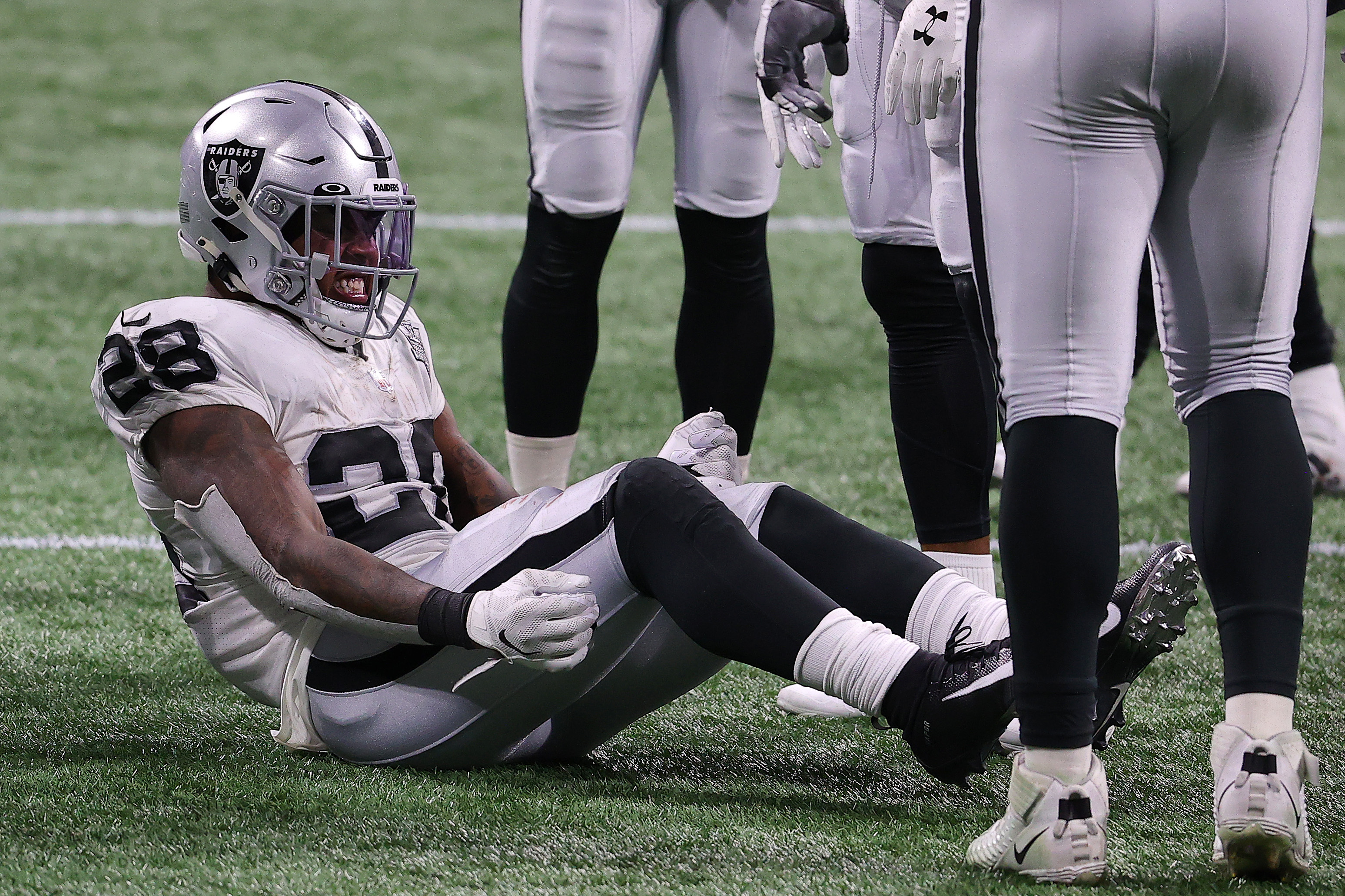 Raiders' Josh Jacobs trolls fantasy football players: 'Not playing'