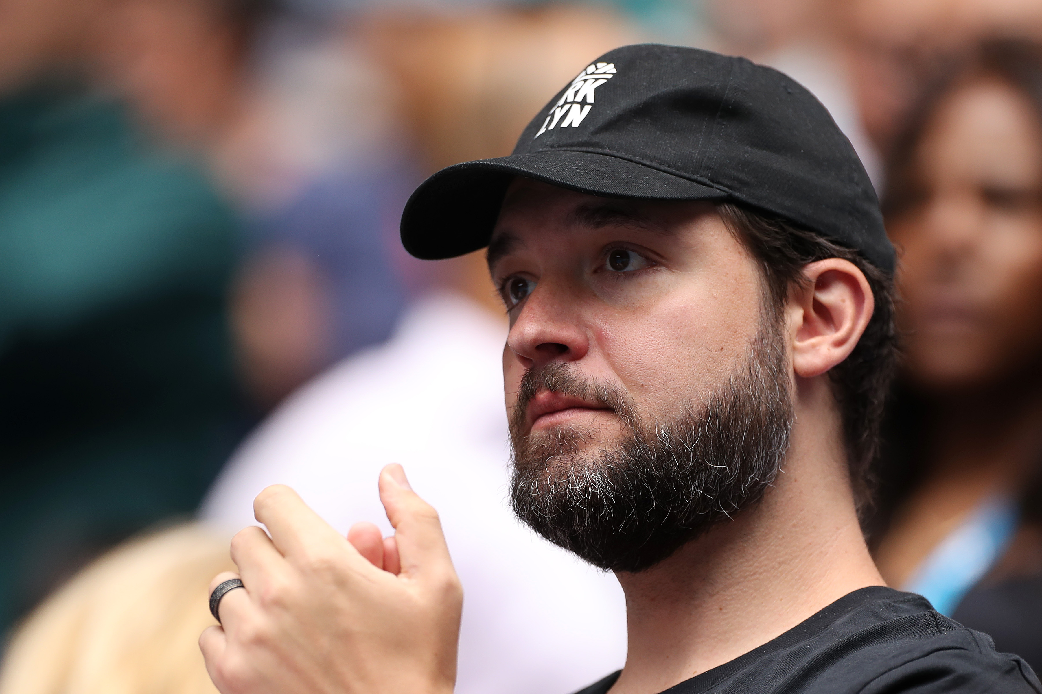 Reddit Co-Founder Alexis Ohanian Sr. Resigns & Requests Black Candidate