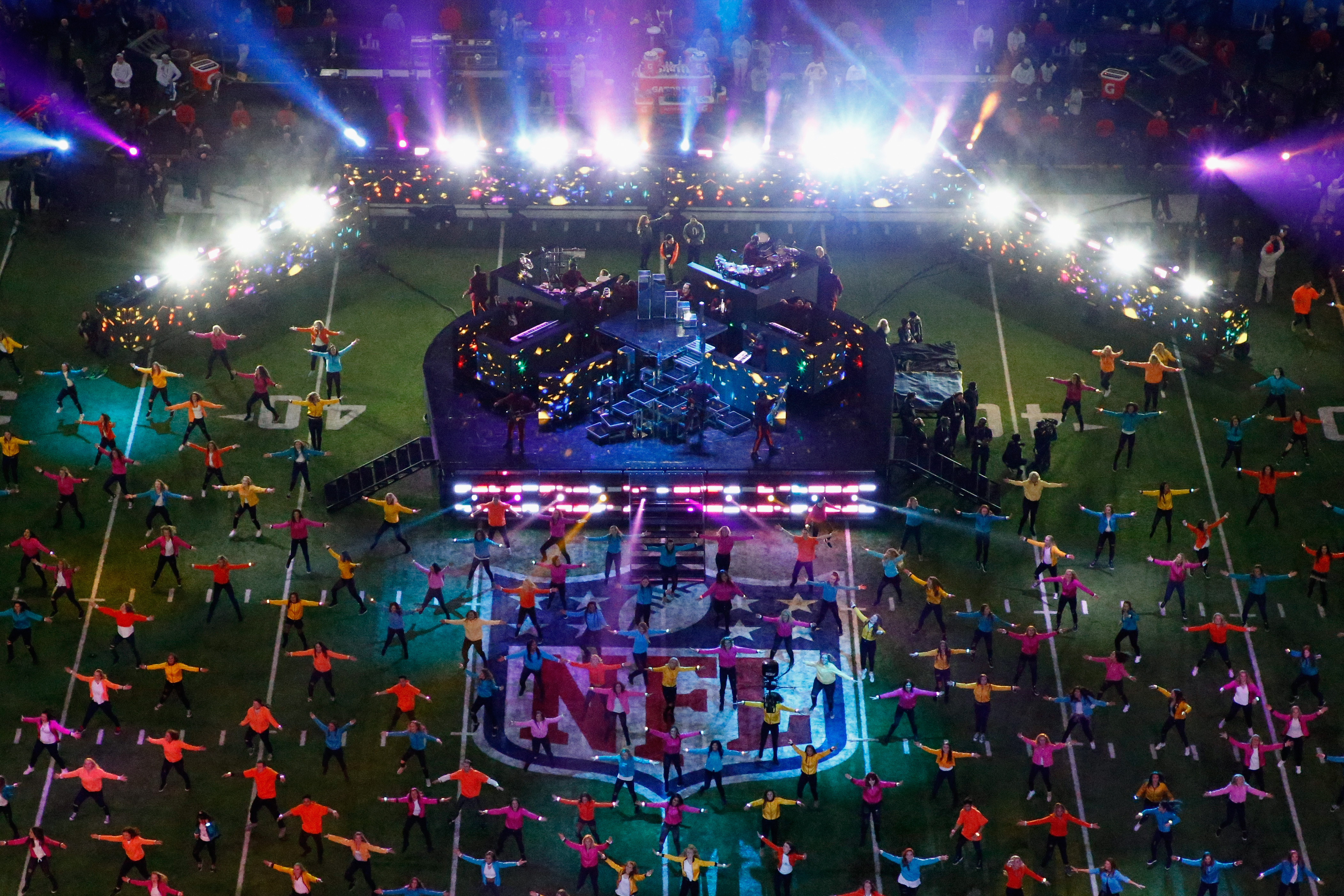 2021 Super Bowl halftime: What unpaid dancers are claiming - Los