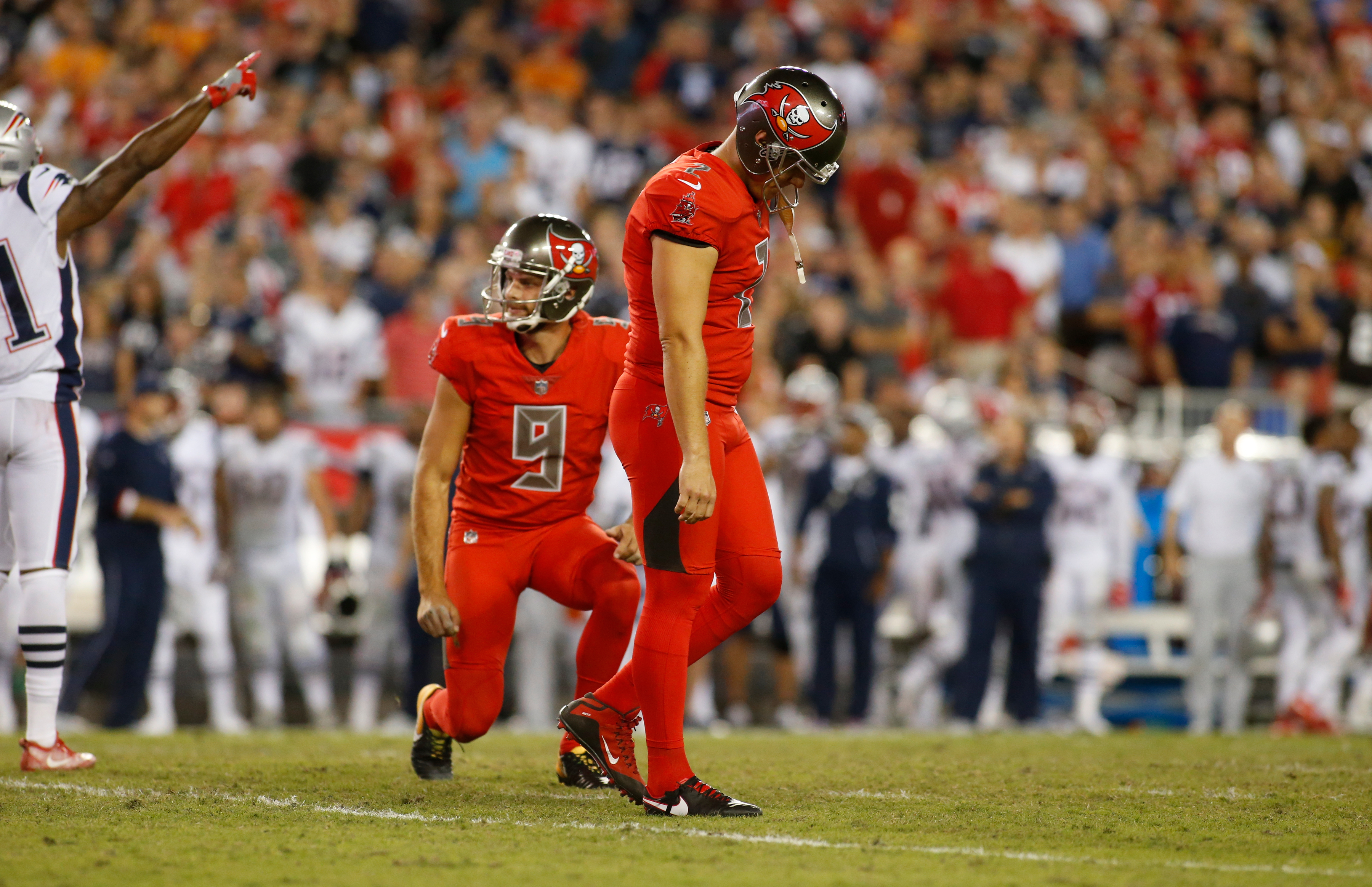 Patriots kicker Nick Folk comes through despite back injury