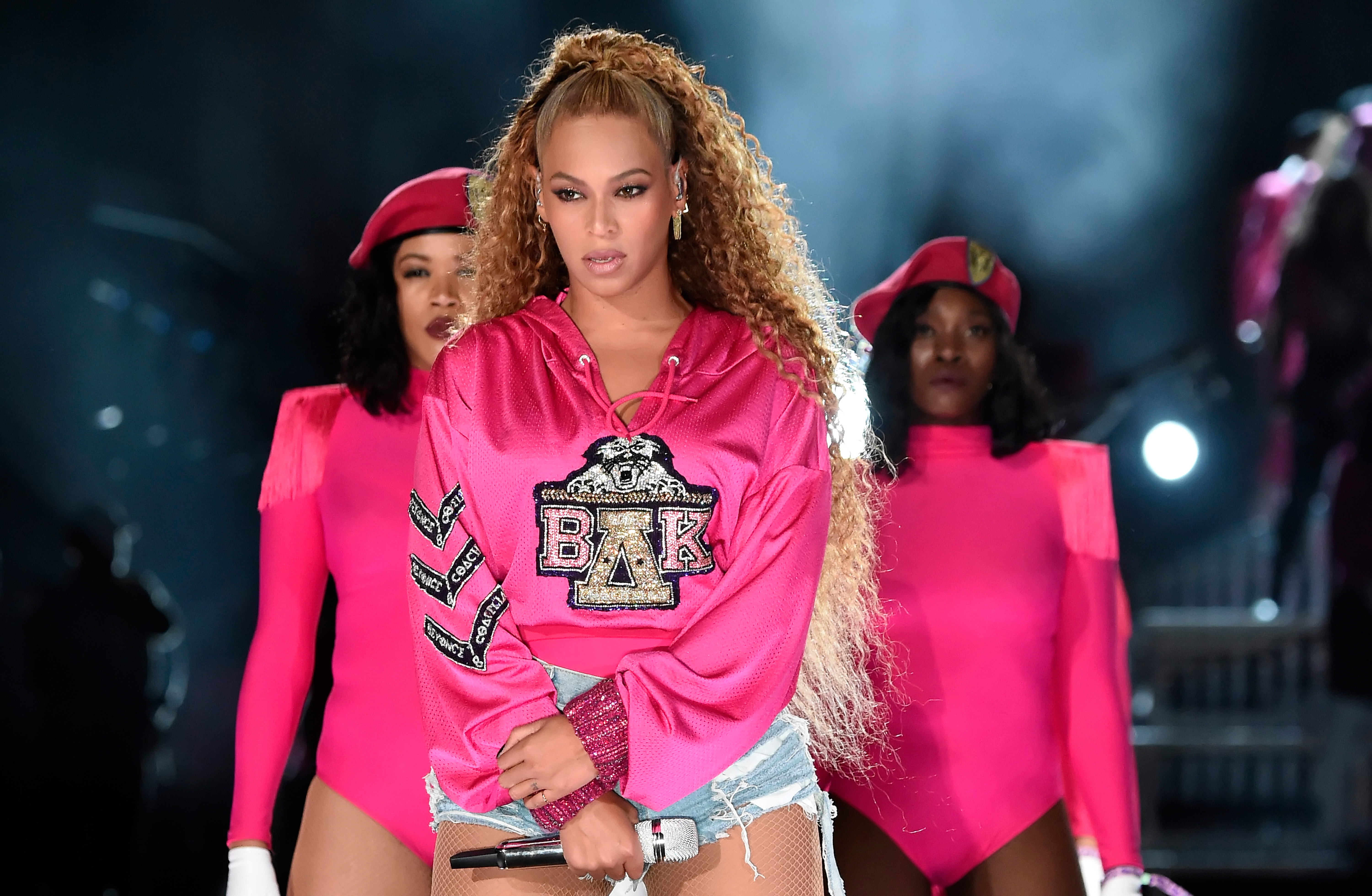 Beyoncé Surprises Fans With “Homecoming” Live Album & New Music