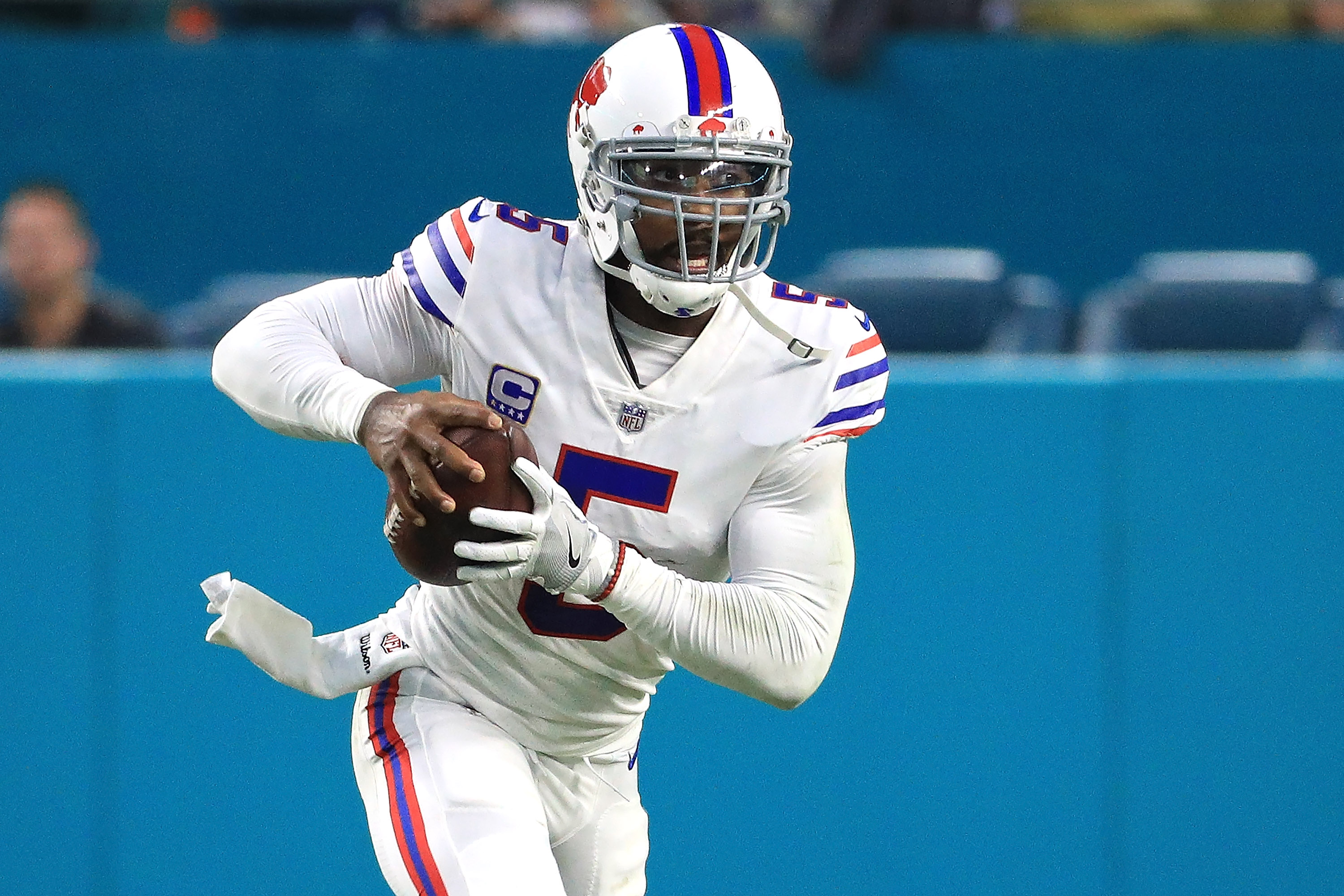 Buffalo Bills trade Tyrod Taylor to Cleveland Browns for 3rd round