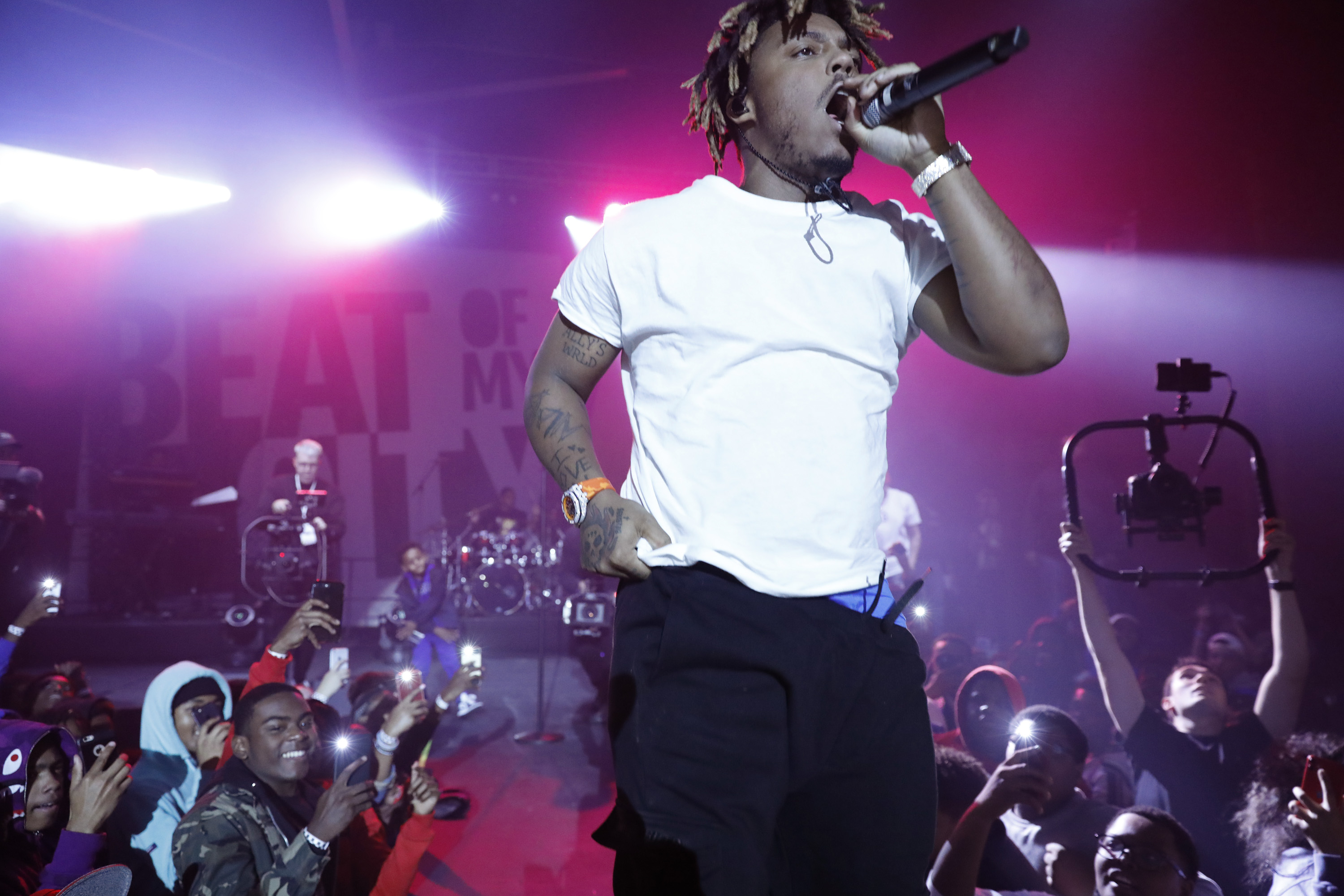 Protecting Celebrity Privacy After Juice Wrld'S Death - gej3h56